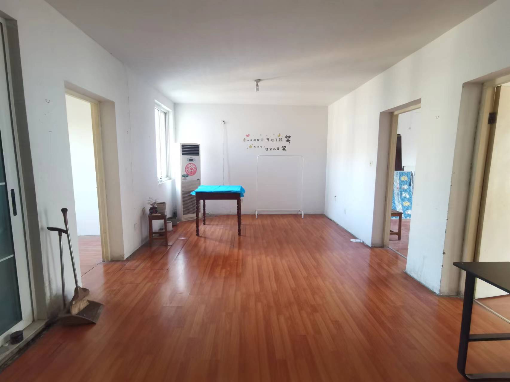 光明南村 3室1厅1卫 98m&sup2;
