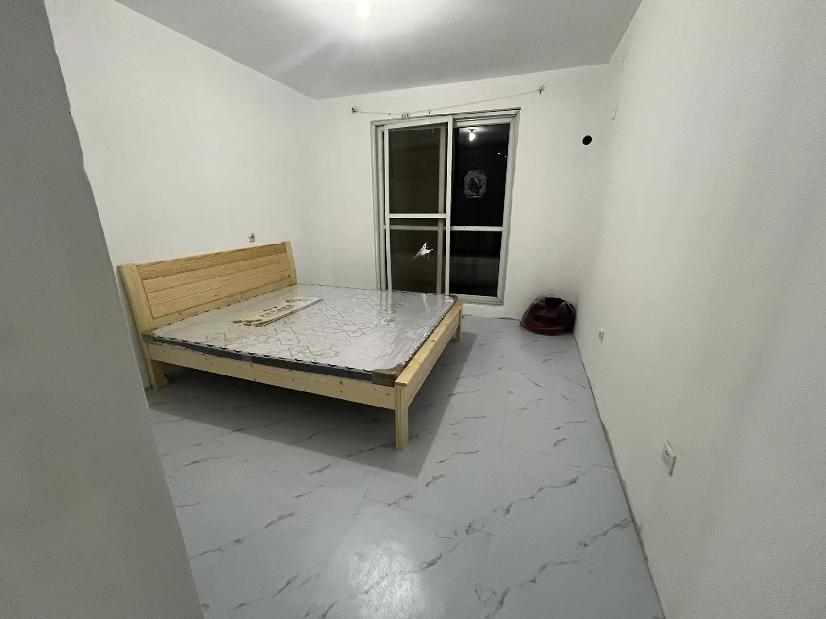 晏园河东老街 2室1厅1卫 83m&sup2;