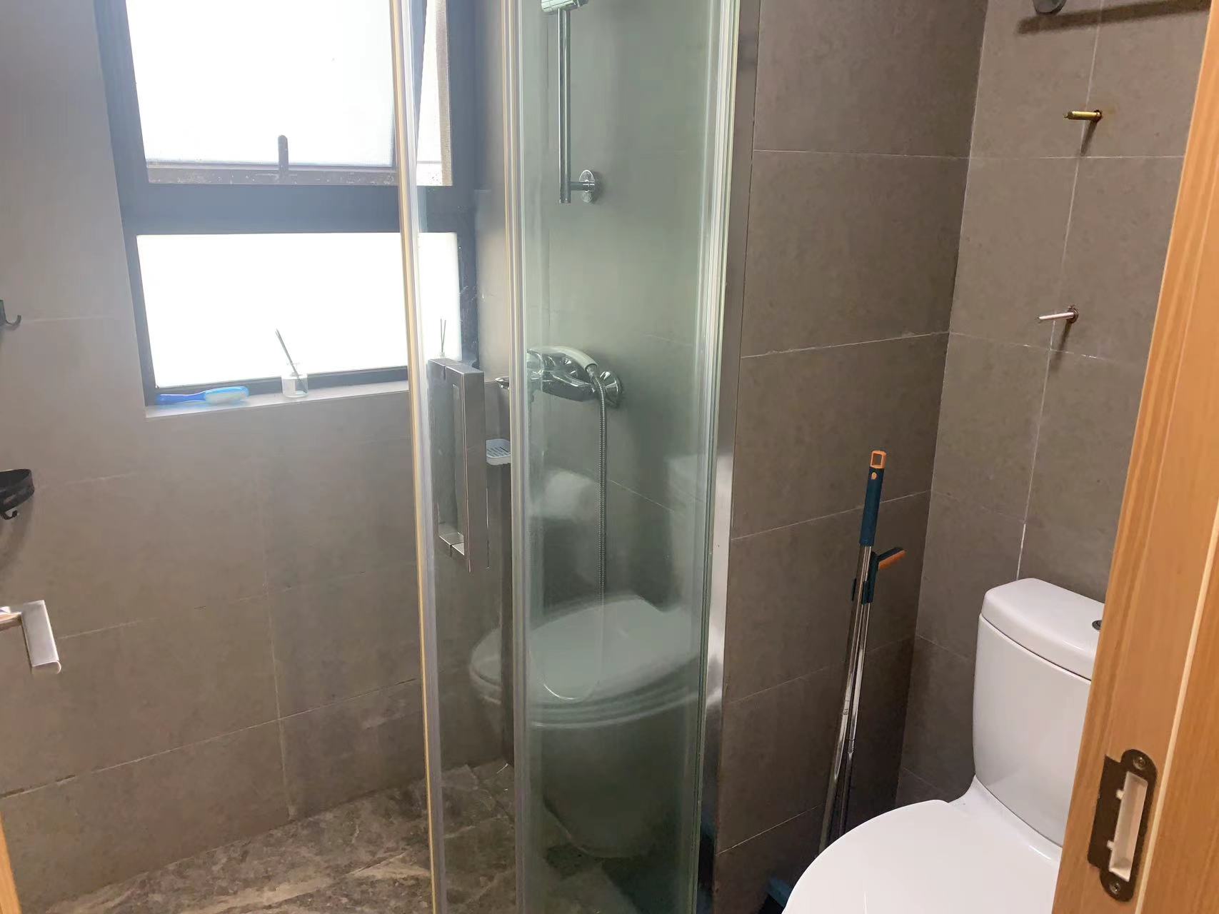 雍华府 3室2厅2卫 117m&sup2;