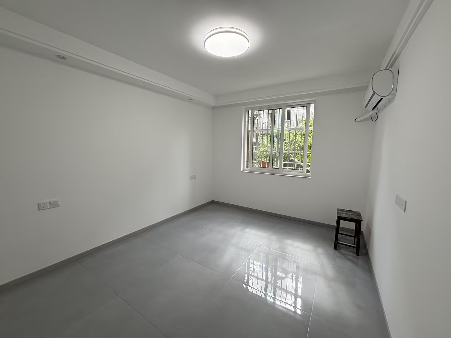 德民花苑东区 4室2厅2卫 146.69m&sup2;
