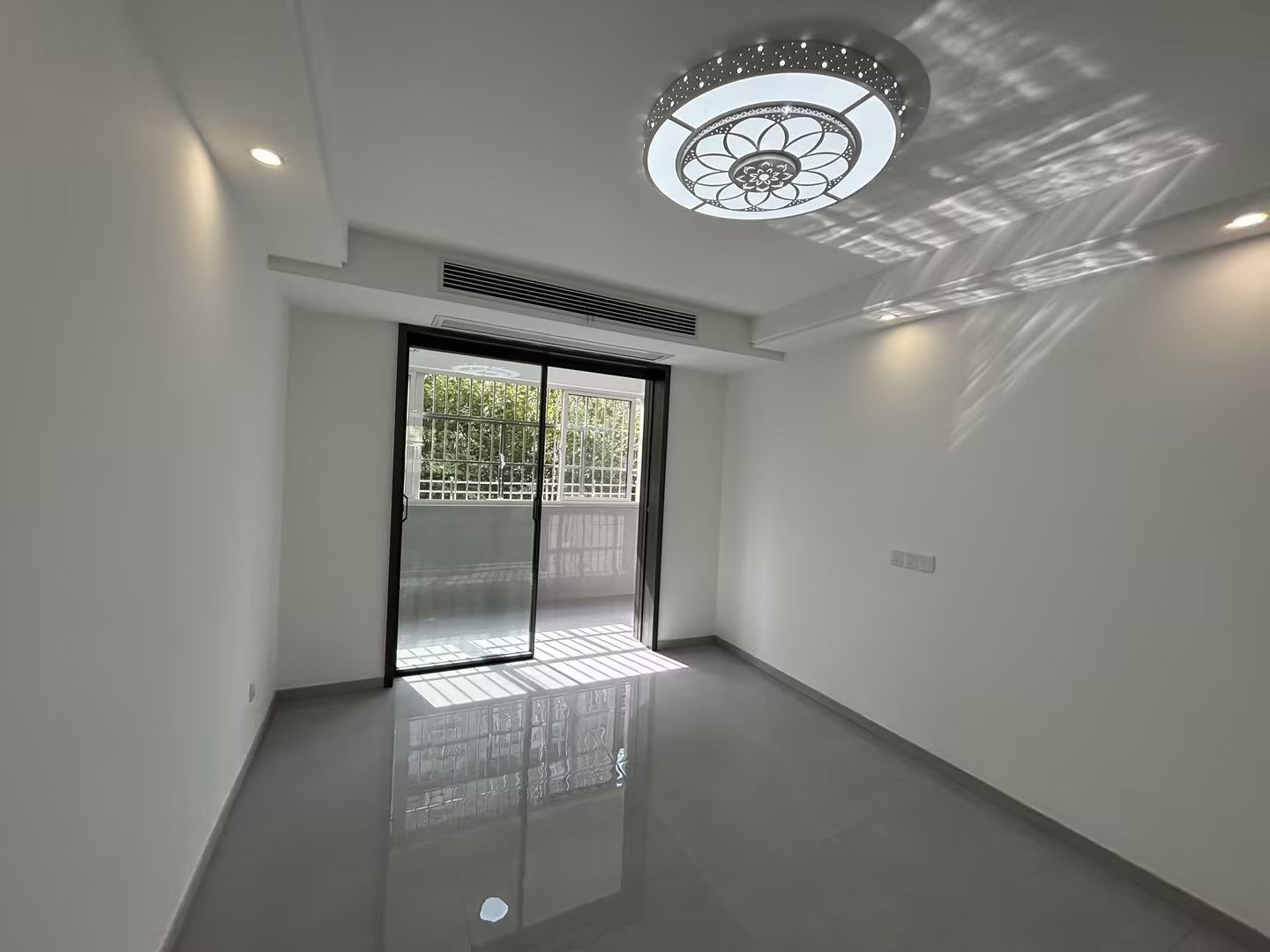 德民花苑东区 4室2厅2卫 146.69m&sup2;
