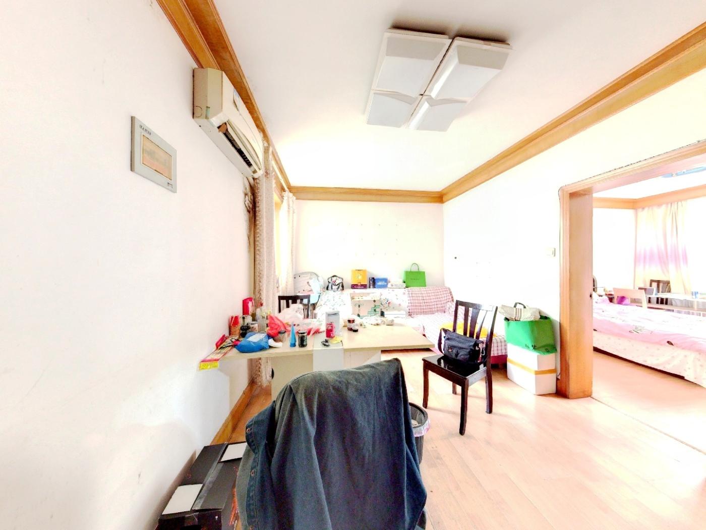 文峰新村 2室1厅1卫 69.88m&sup2;