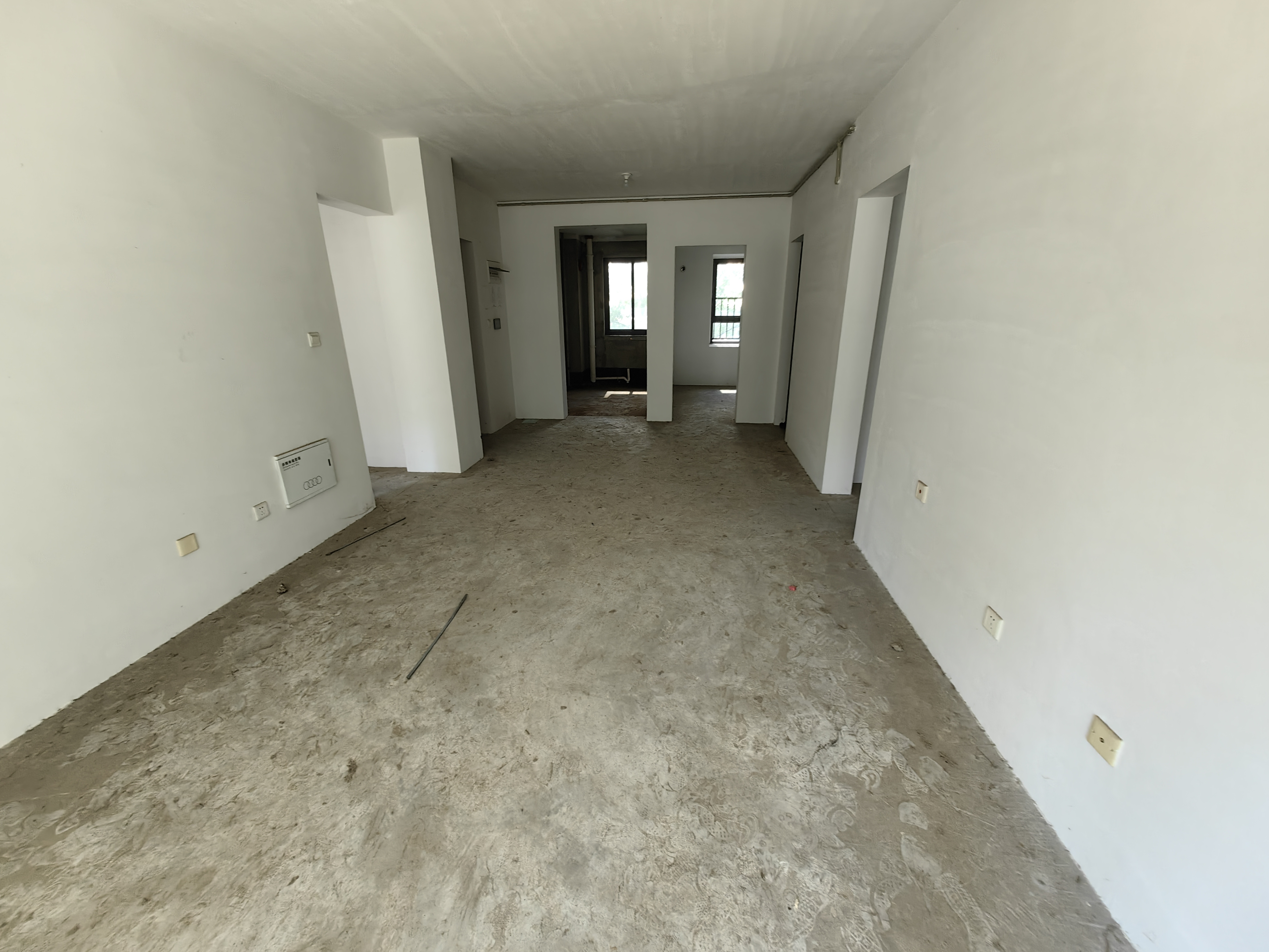 皇家花园北区 3室2厅2卫 117m²