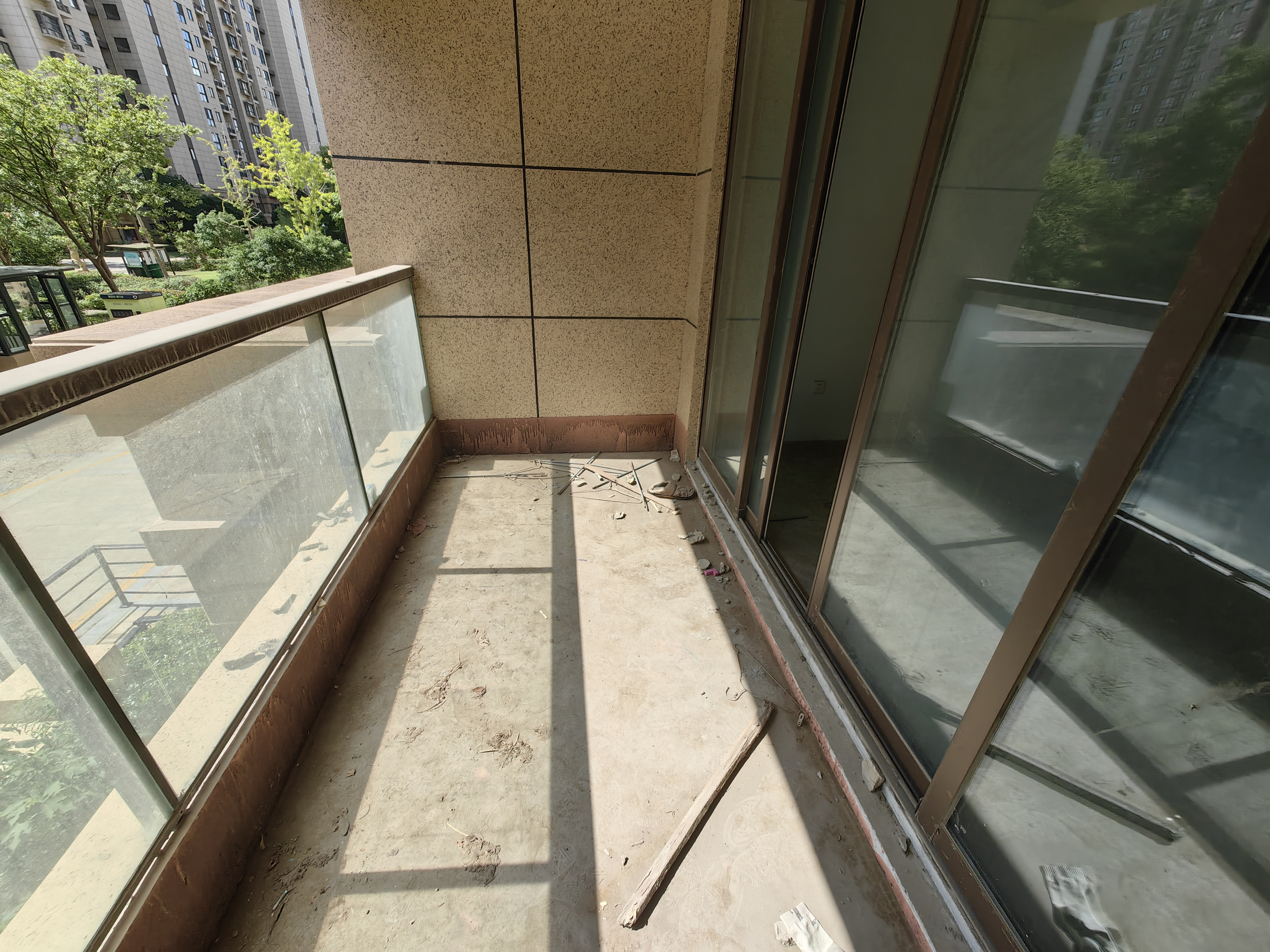 皇家花园北区 3室2厅2卫 117m²