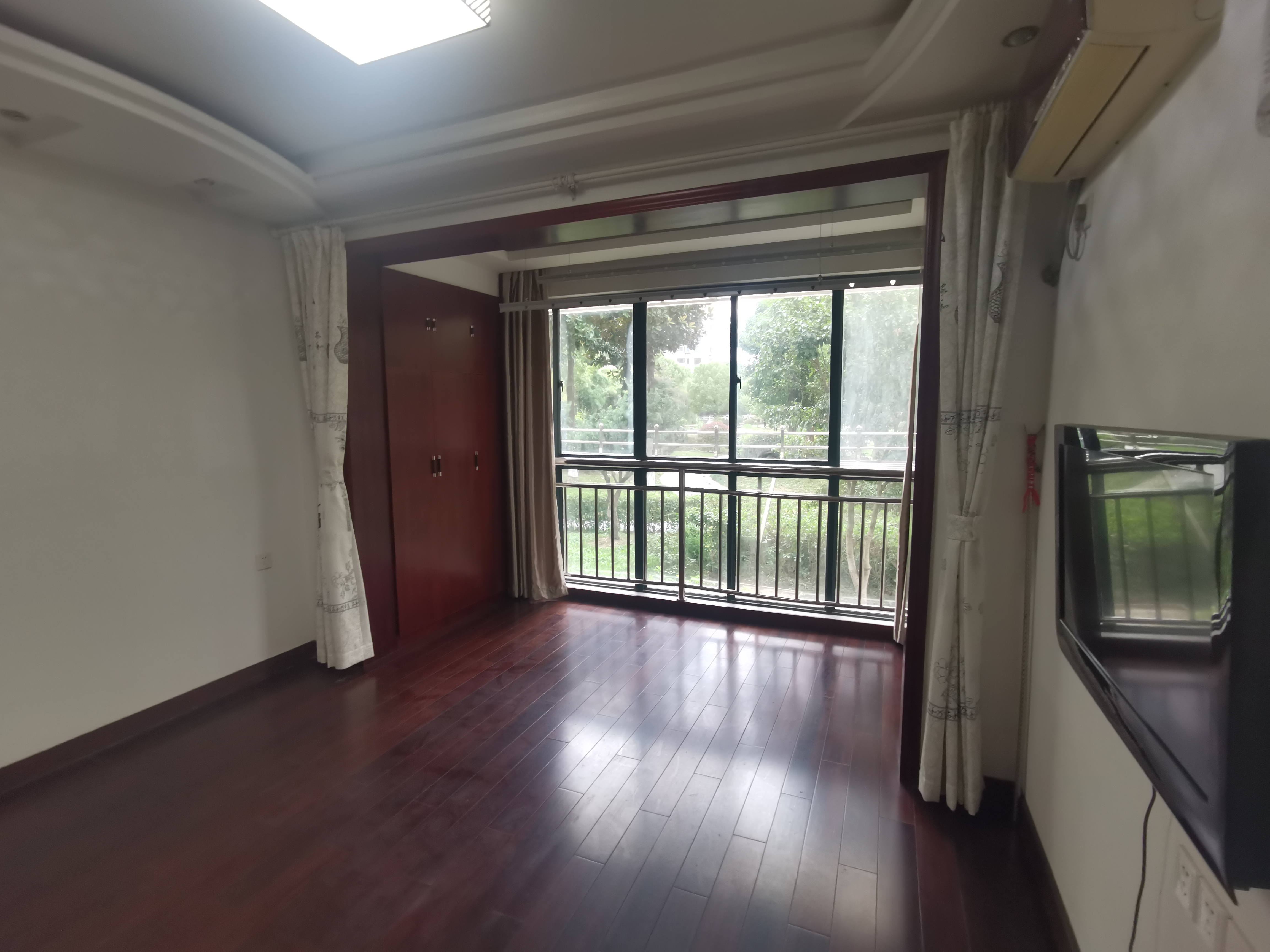 苏建花园城 3室1厅1卫 105m&sup2;
