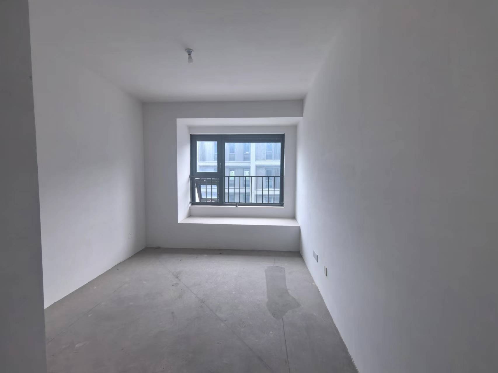 绿城湖境和庐 4室2厅2卫 149m²