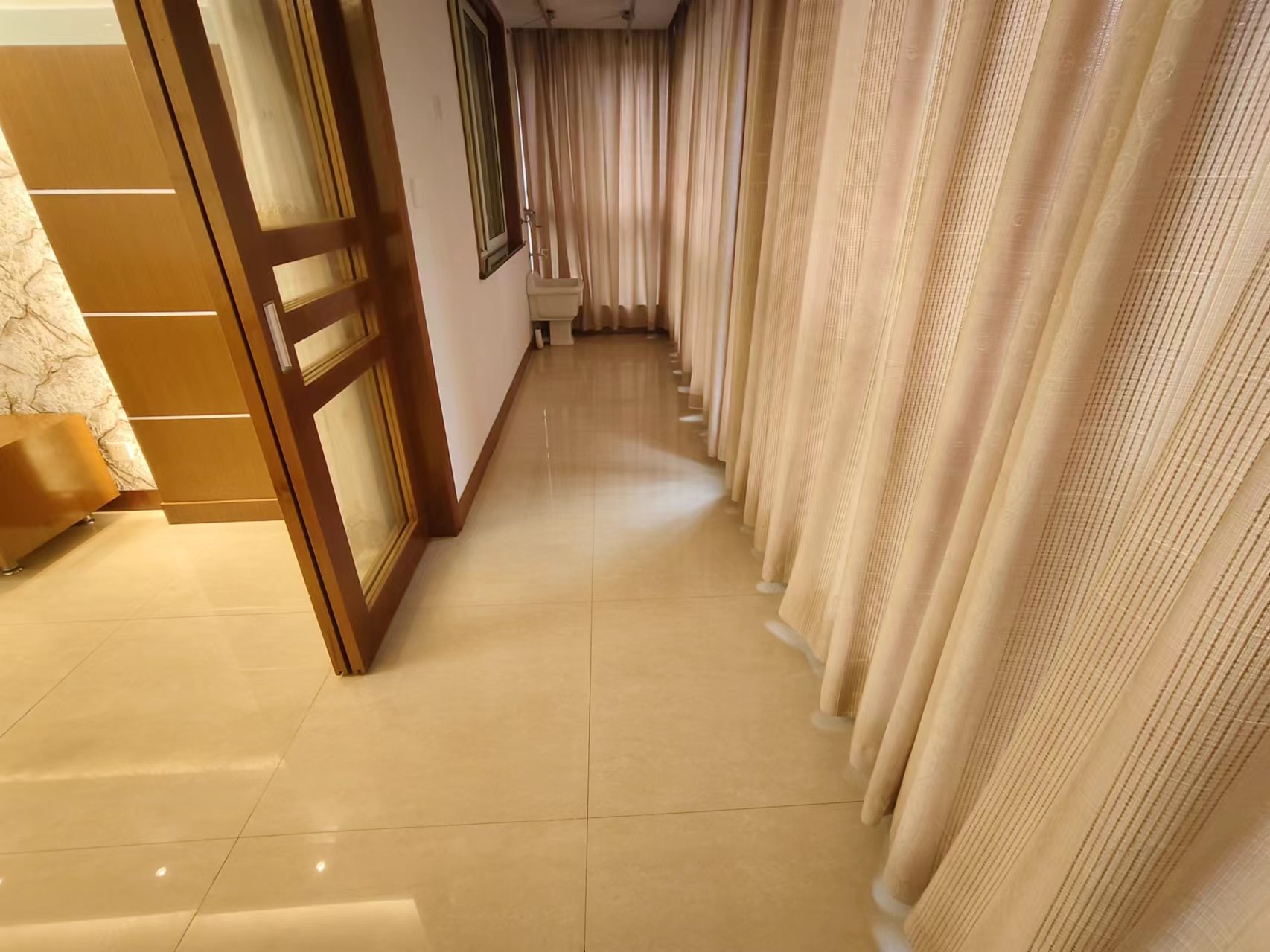 亚太苑 3室2厅2卫 140.5m&sup2;