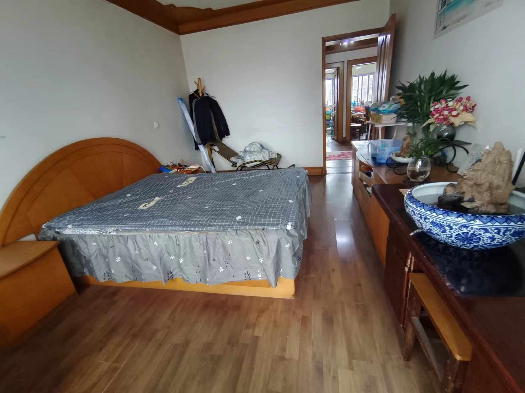 光明南村 4室2厅1卫 77.85m&sup2;