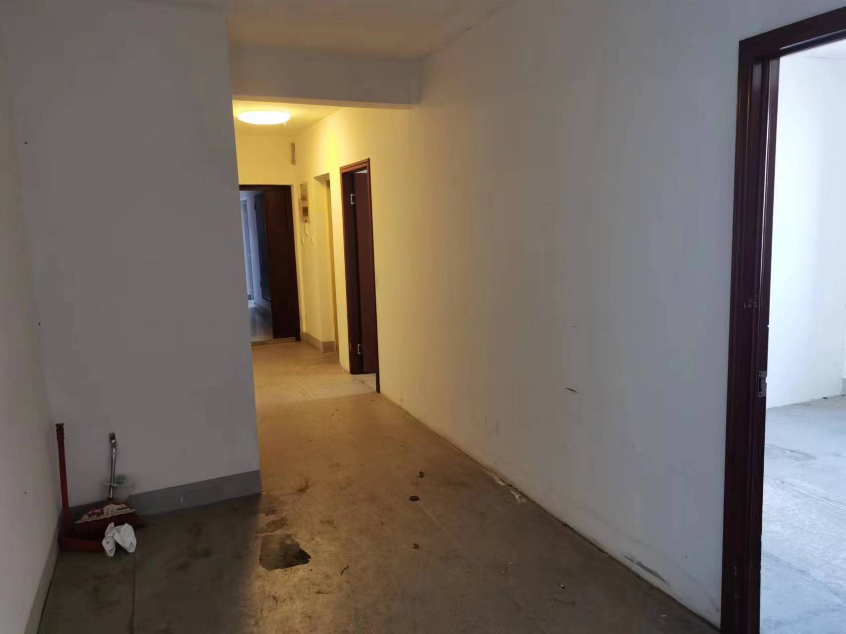 江景苑小区 5室1厅2卫 138.00m²