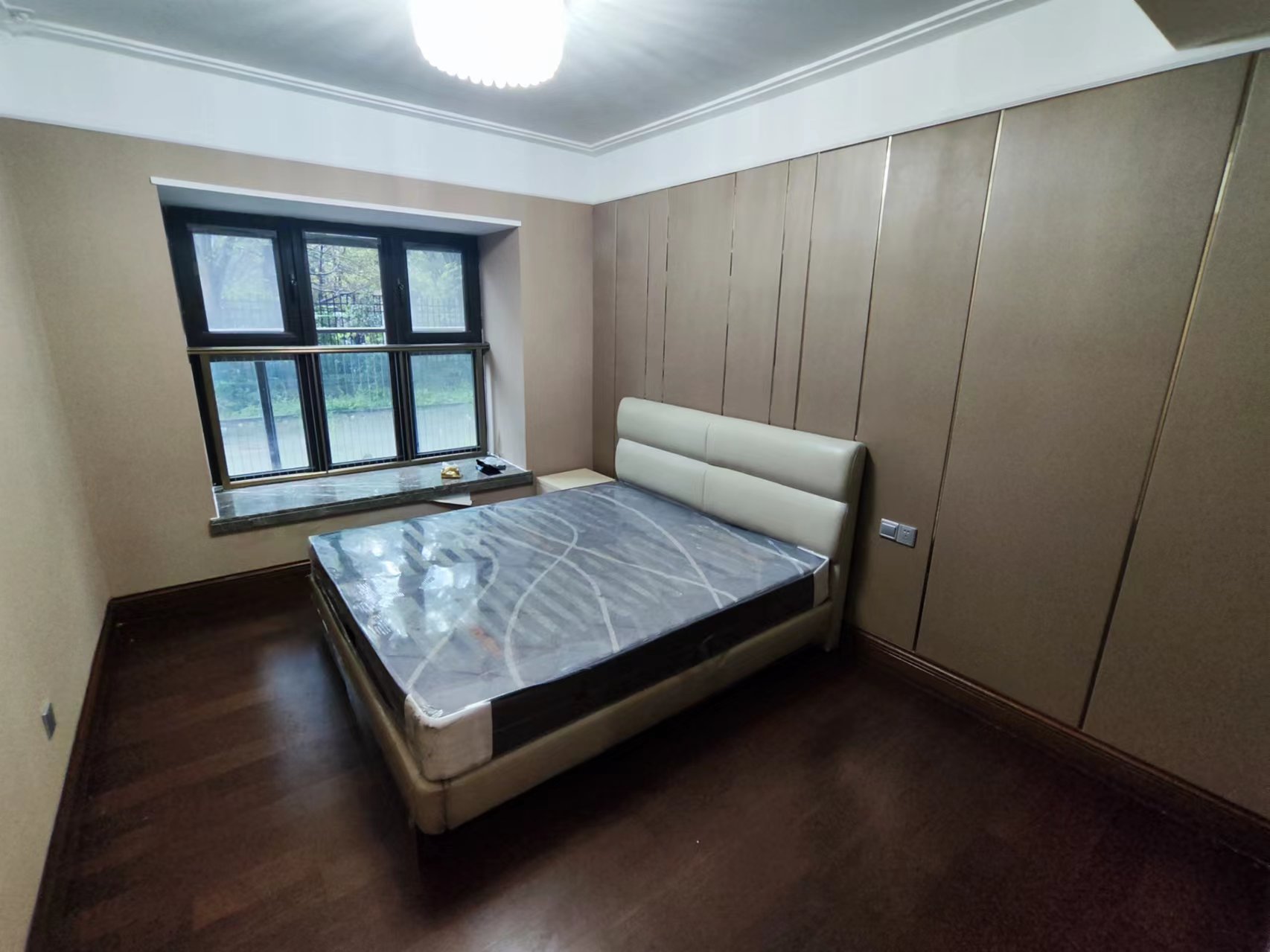 恒大御澜庭 3室2厅3卫 224.96m&sup2;