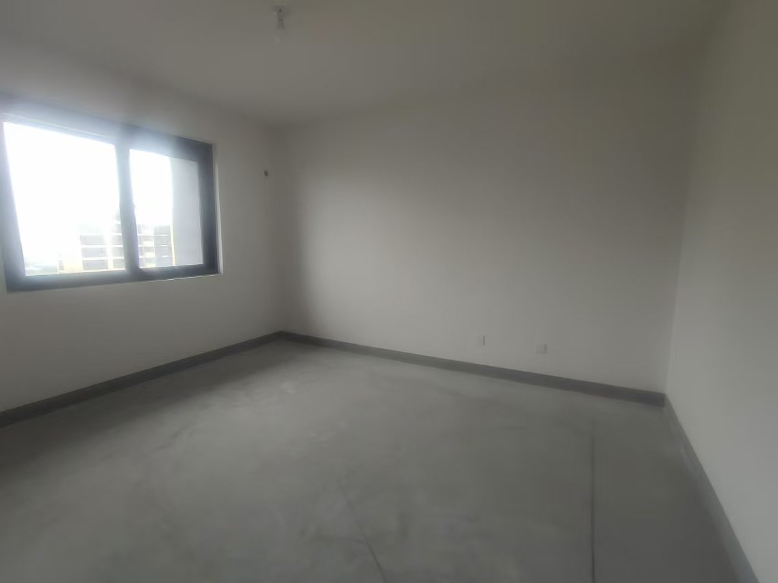 兴石花园 3室2厅1卫 114m&sup2;