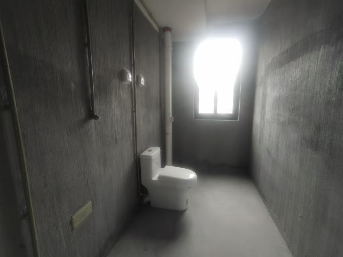 兴石花园 3室2厅1卫 114m&sup2;