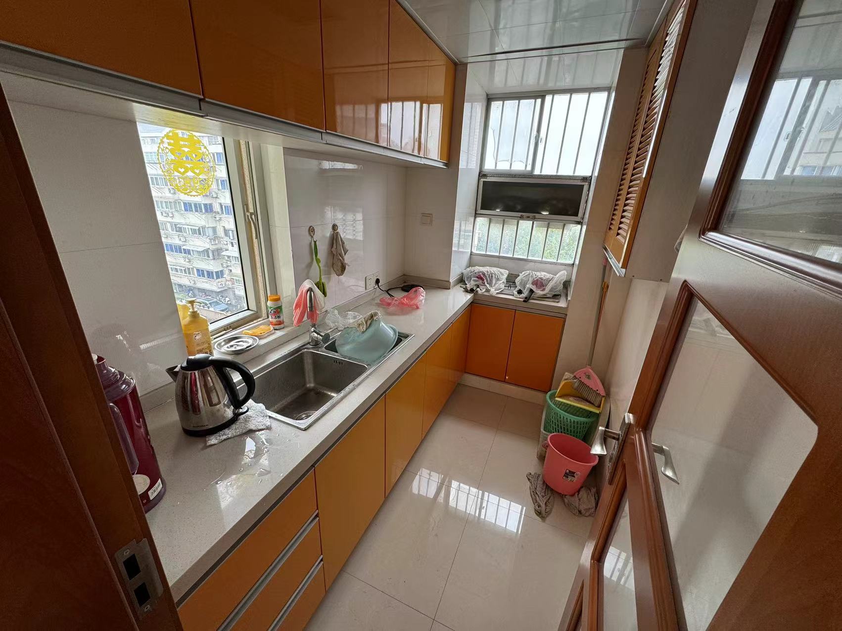 易家桥新村 2室1厅1卫 71m&sup2;
