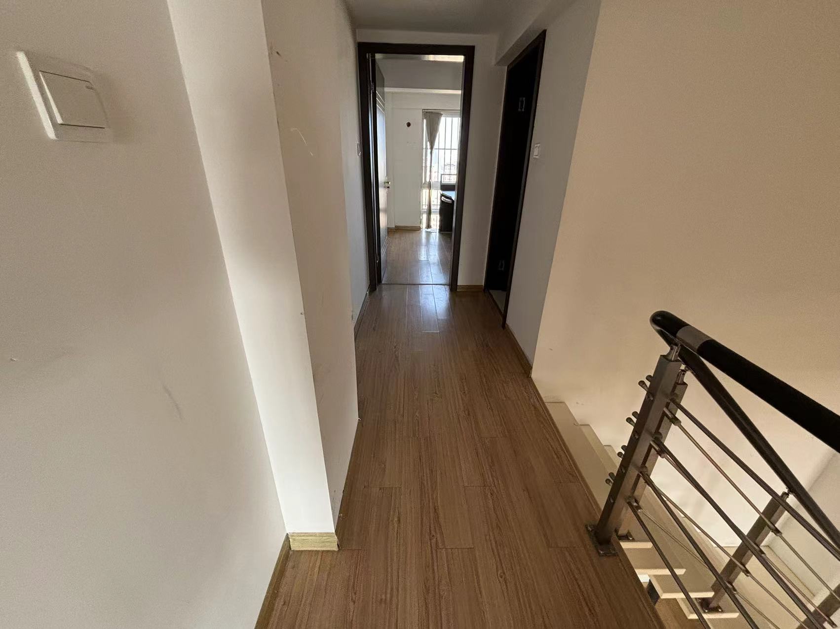宏景大厦 2室1厅2卫 55m²