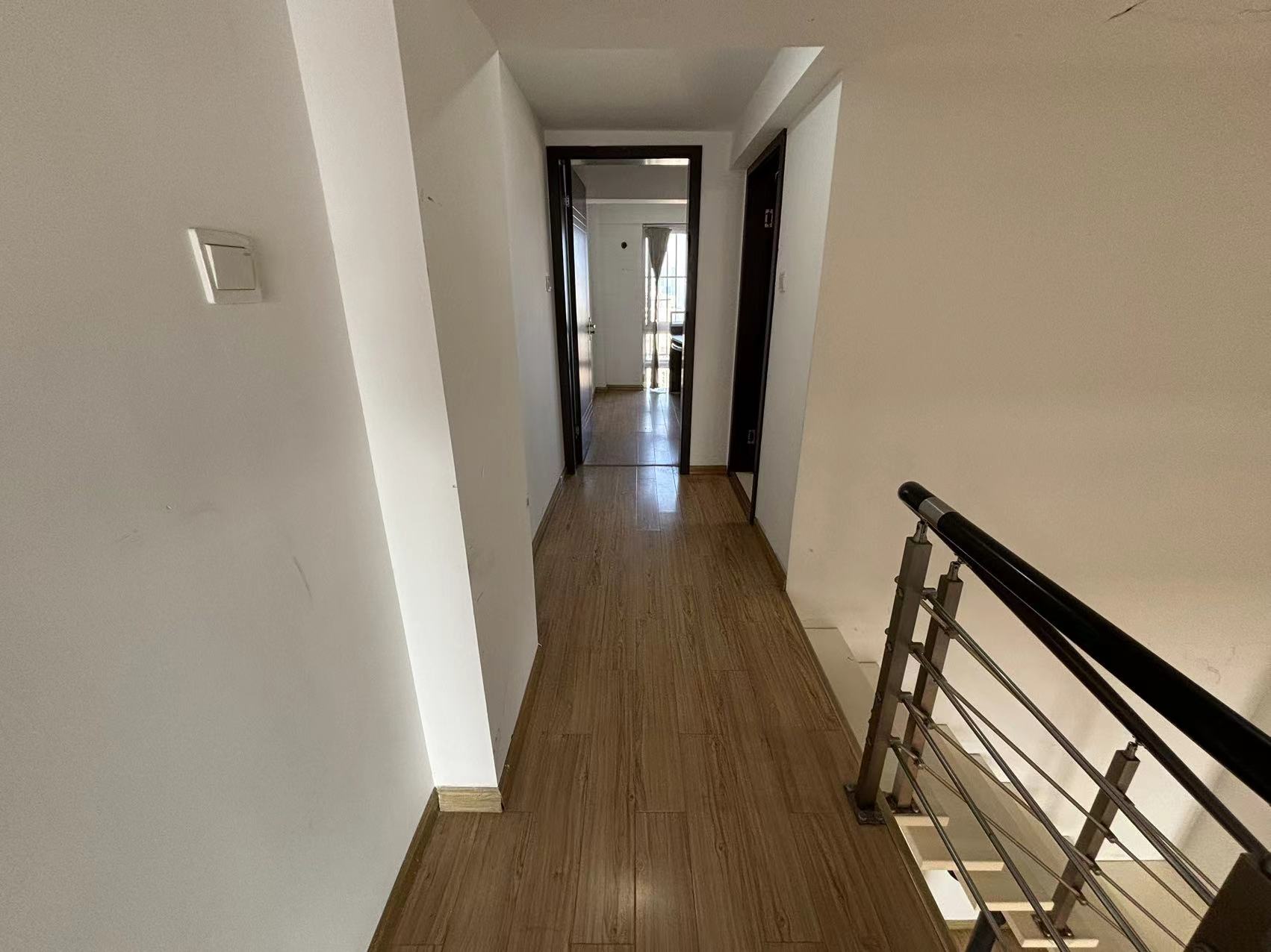 宏景大厦 1室厅卫 110m&sup2;