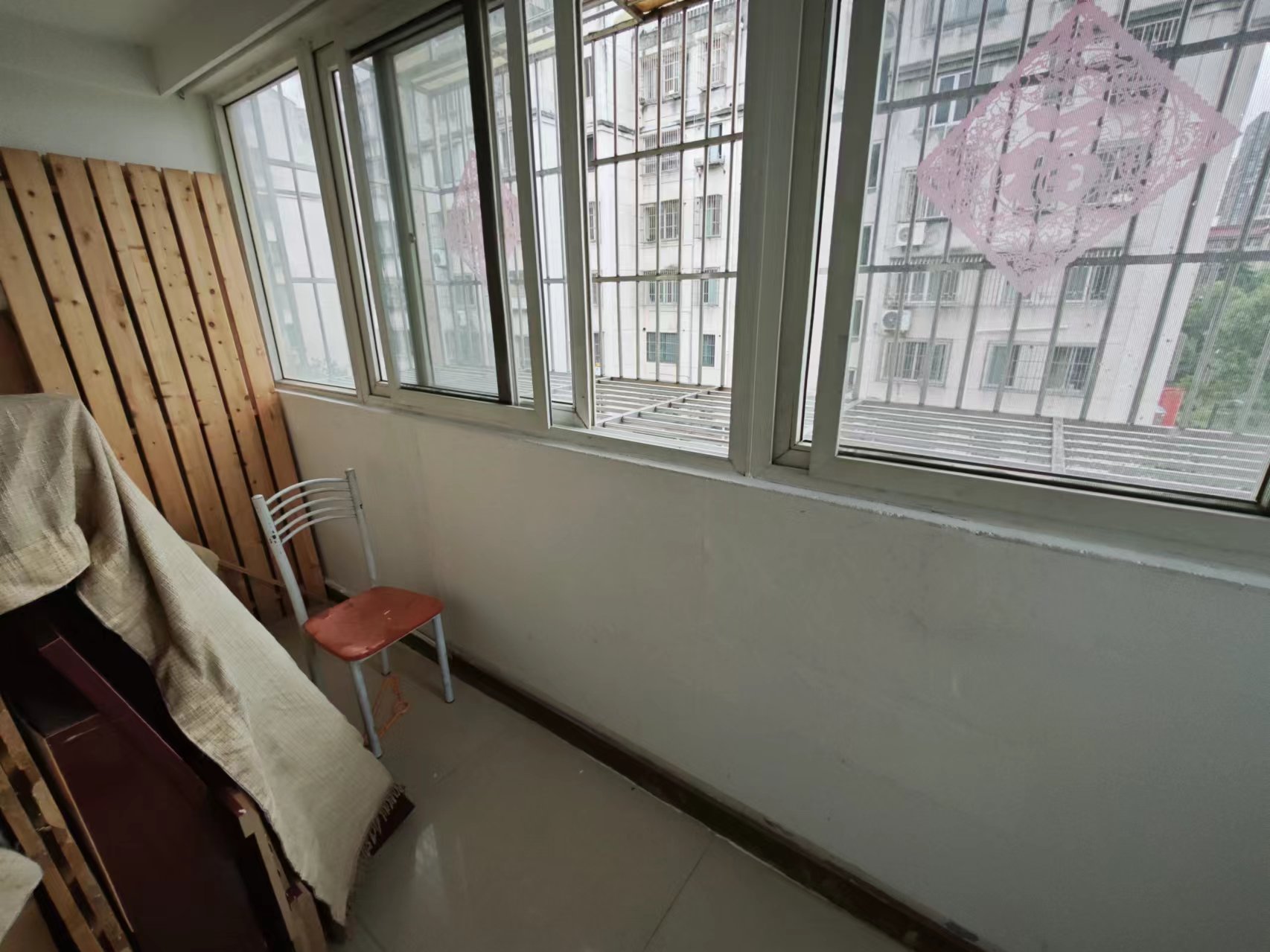 海港新村 3室2厅1卫 111.68m&sup2;
