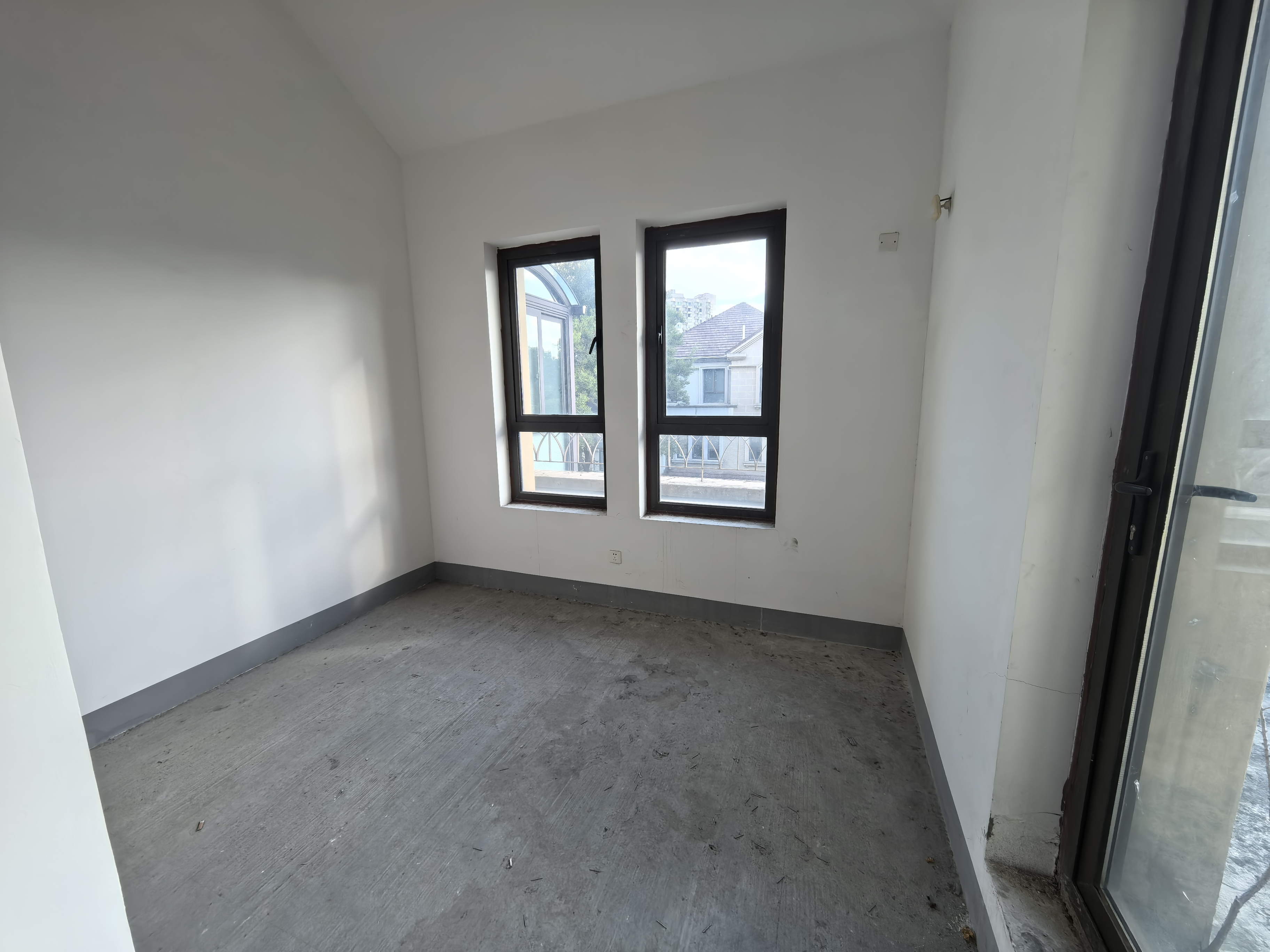 金河名人世家 6室2厅4卫 239.46m&sup2;