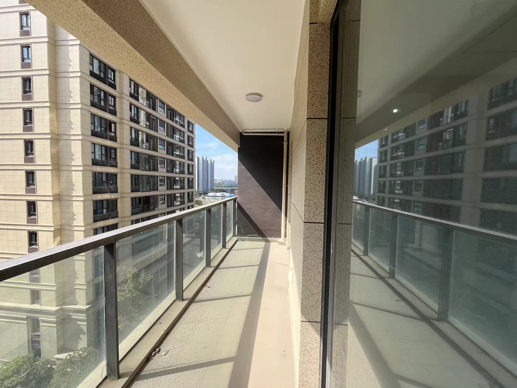 兰园 3室2厅2卫 143m&sup2;