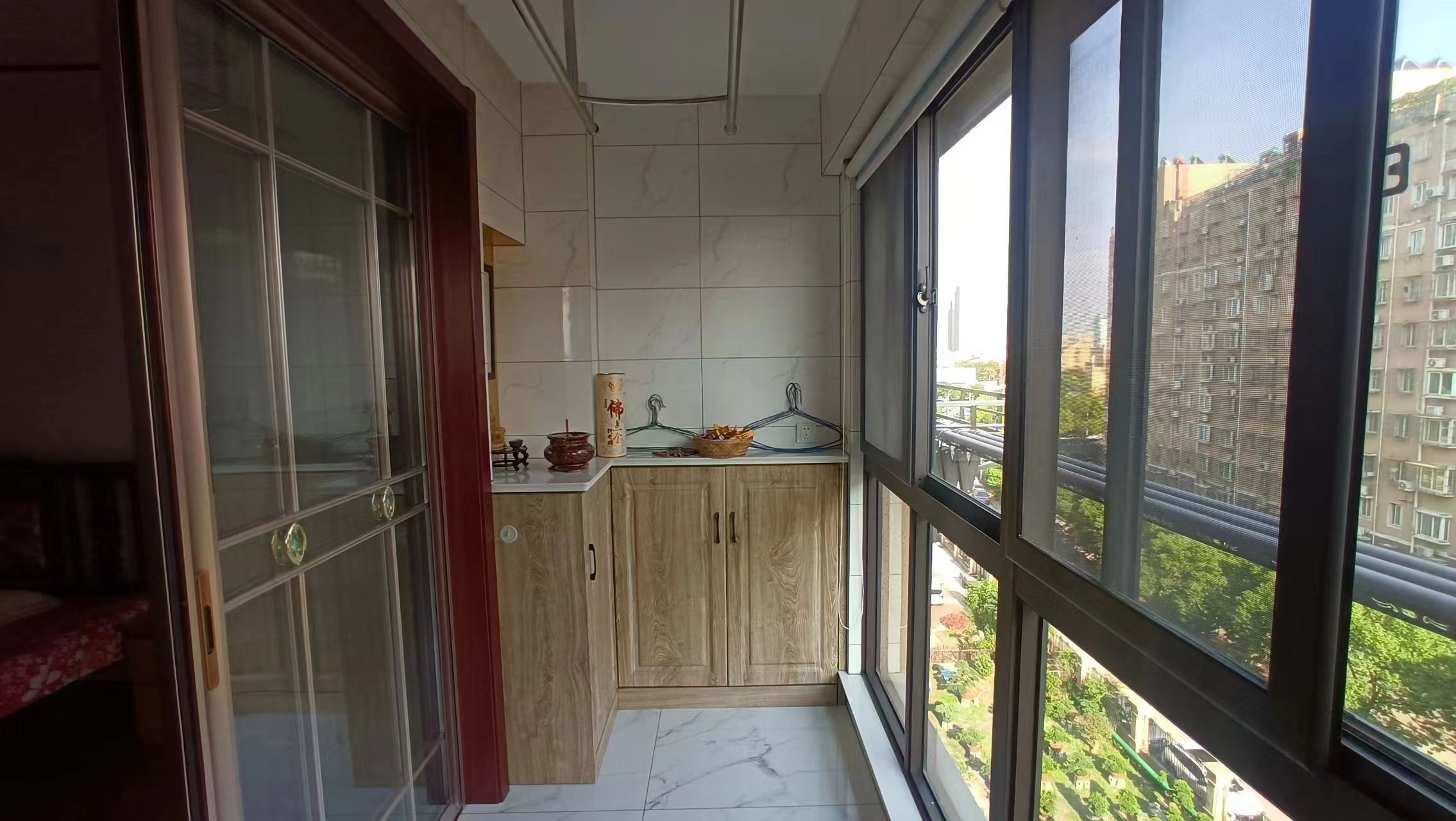 外滩花苑 1室1厅1卫 60.98m²