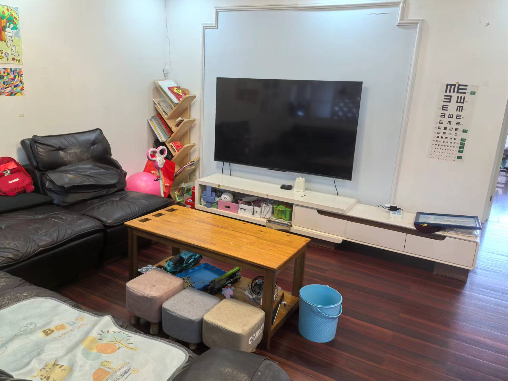 前景花苑 5室2厅2卫 183m²