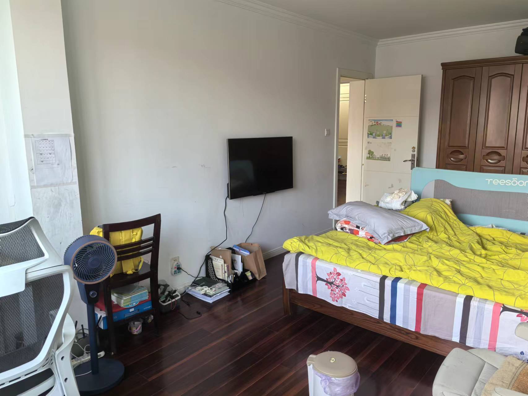 前景花苑 5室2厅2卫 183m&sup2;