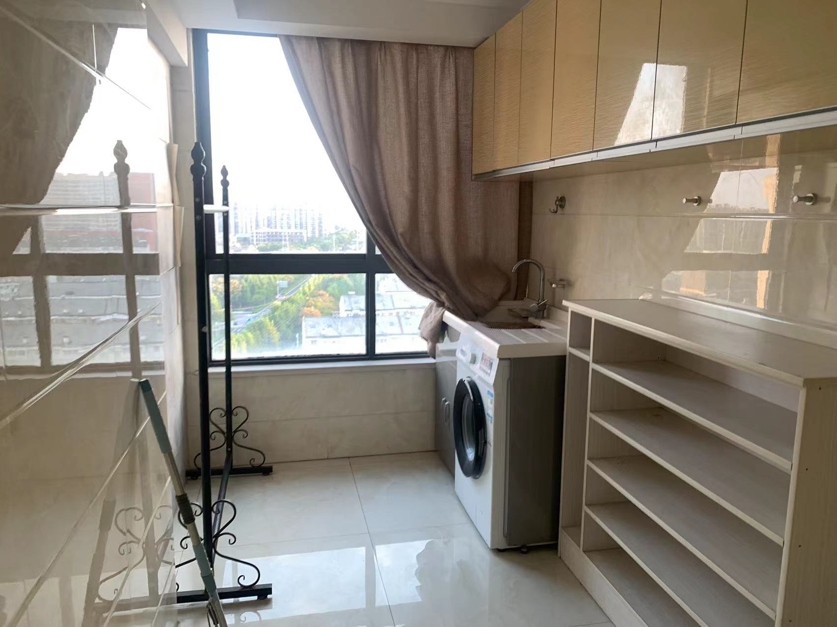 未来锦城 2室2厅1卫 88m²
