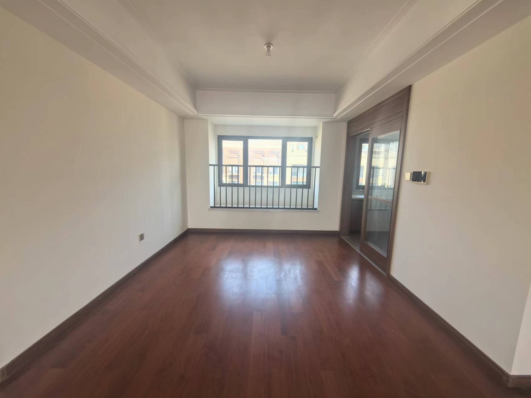 中南万科大都会 4室2厅2卫 156m&sup2;