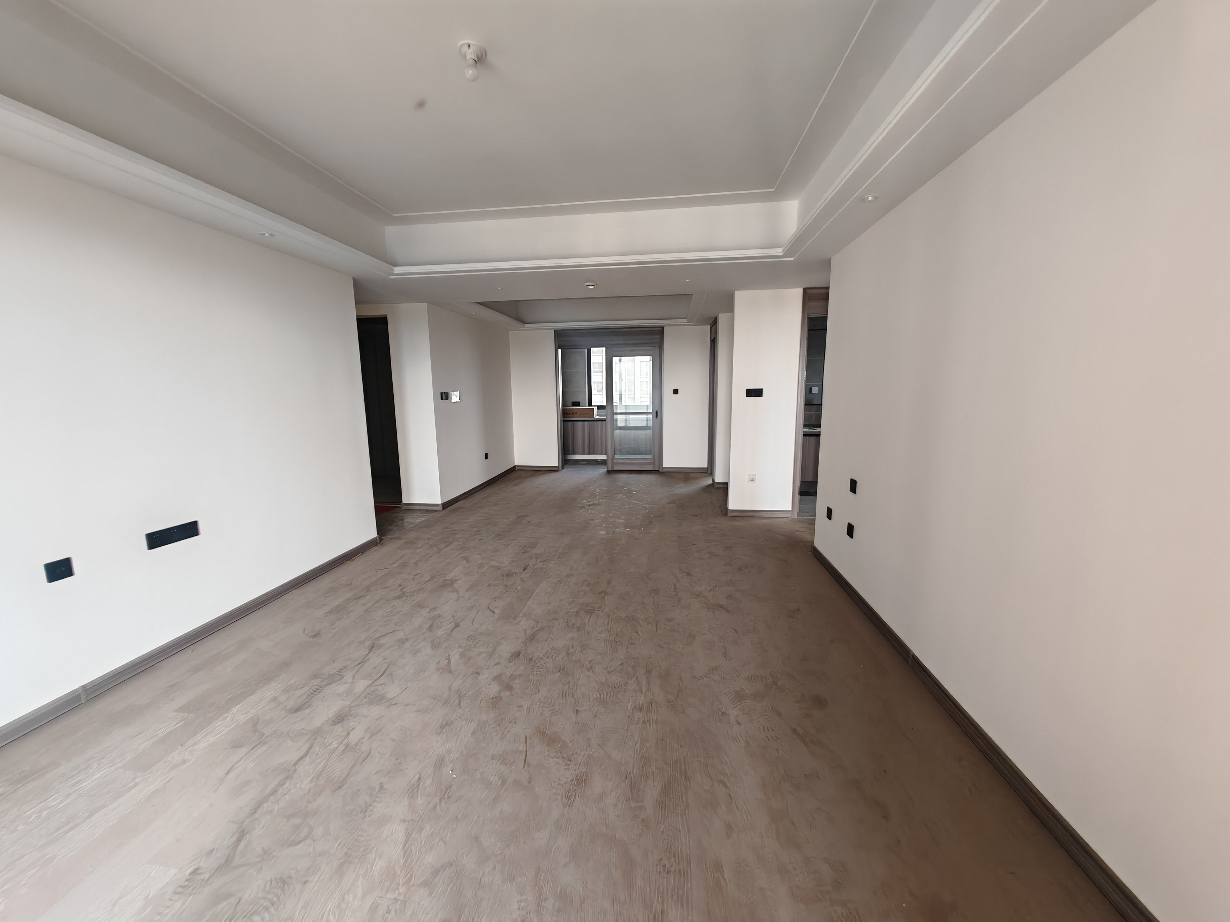 湖山源著 3室2厅2卫 127m²
