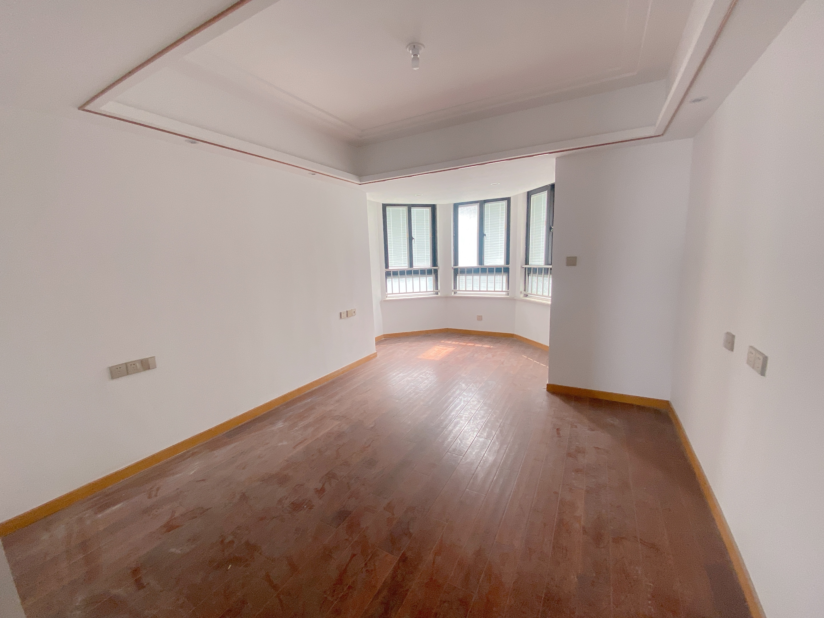 中南世纪花城三期 4室2厅2卫 146.06m&sup2;