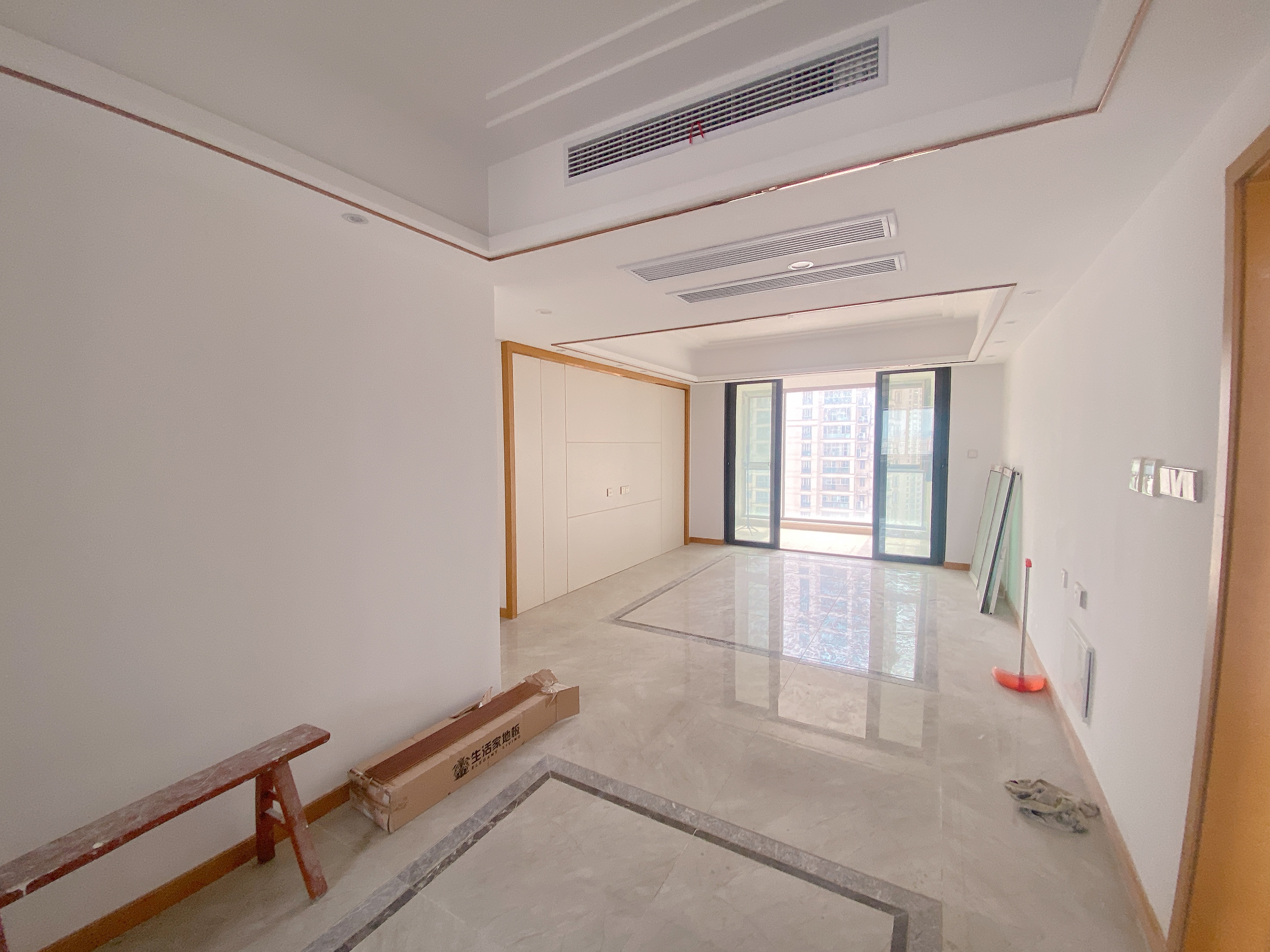 中南世纪花城三期 4室2厅2卫 146.06m&sup2;