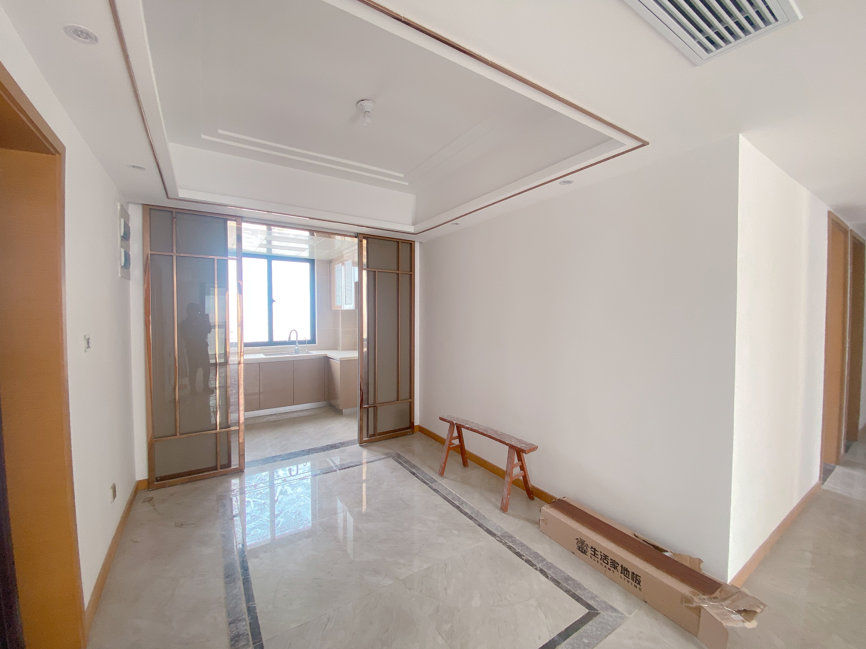 中南世纪花城三期 4室2厅2卫 146.06m&sup2;