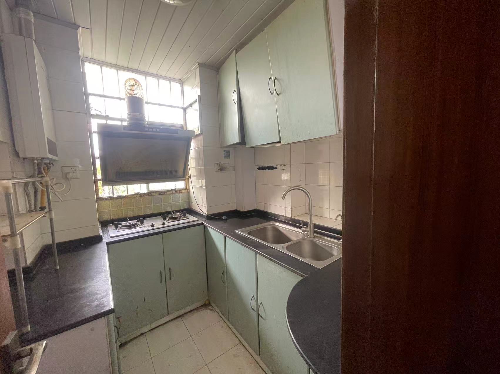 虹桥新村(朝霞路) 2室1厅1卫 64m&sup2;