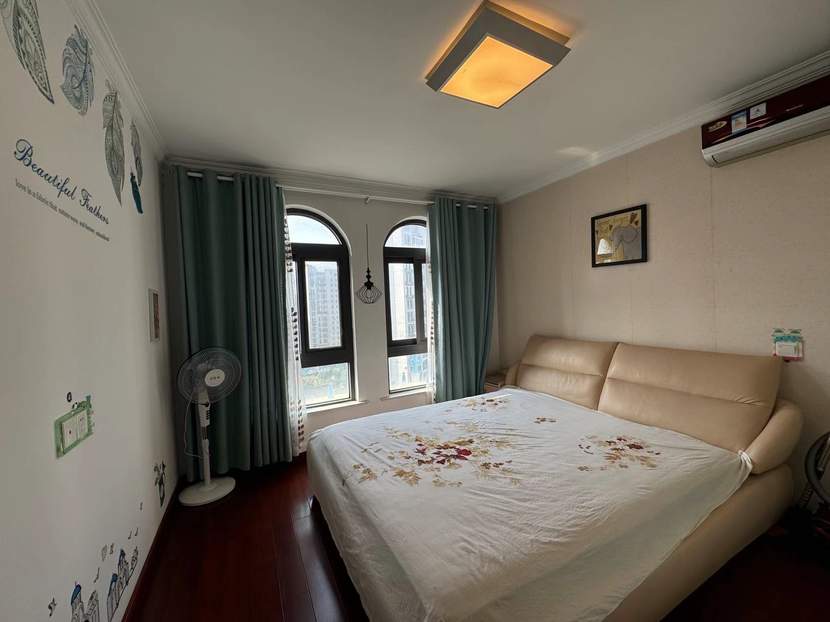 高迪晶城 2室1厅1卫 92.46m&sup2;