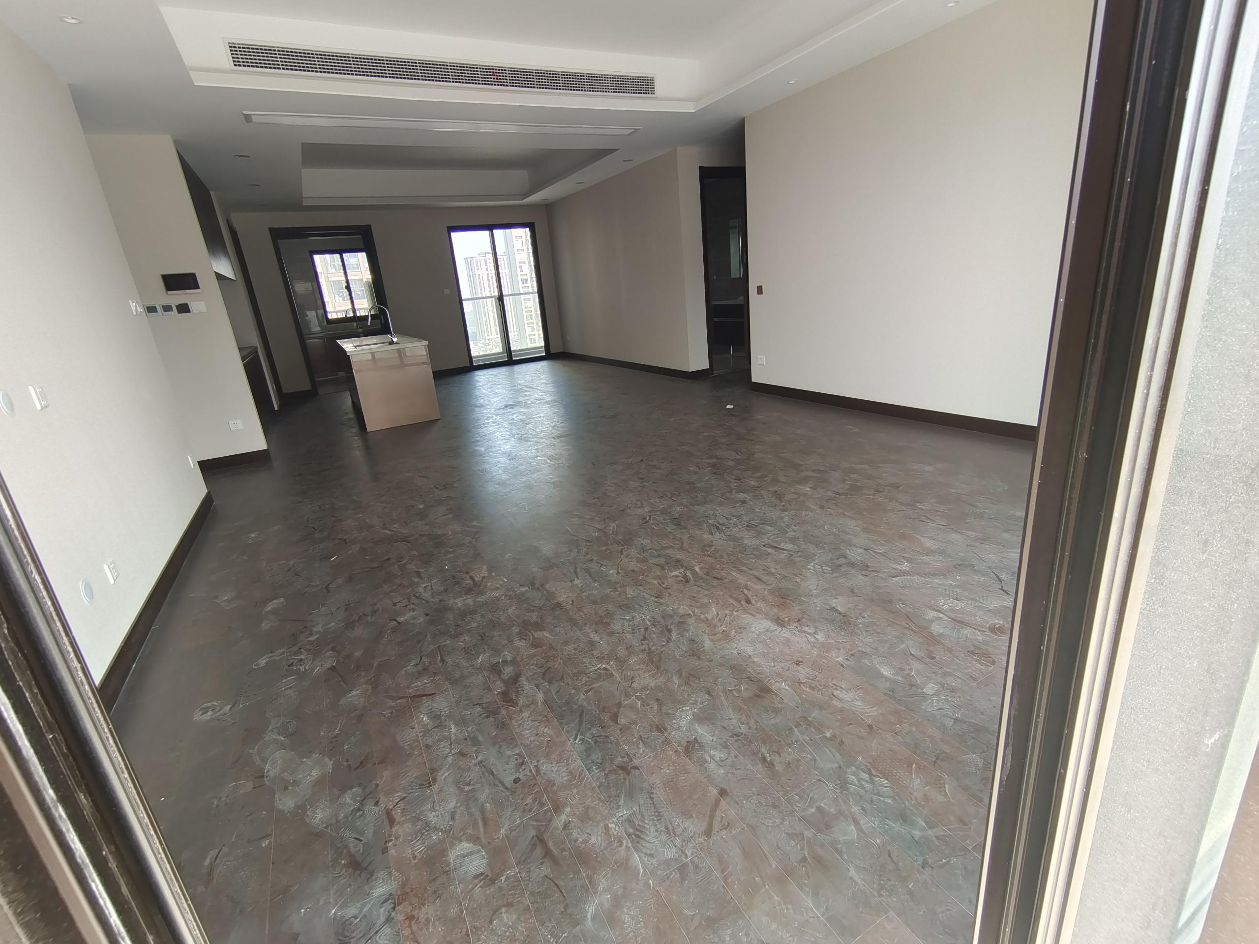 南通和风雅颂 4室2厅2卫 234.26m&sup2;