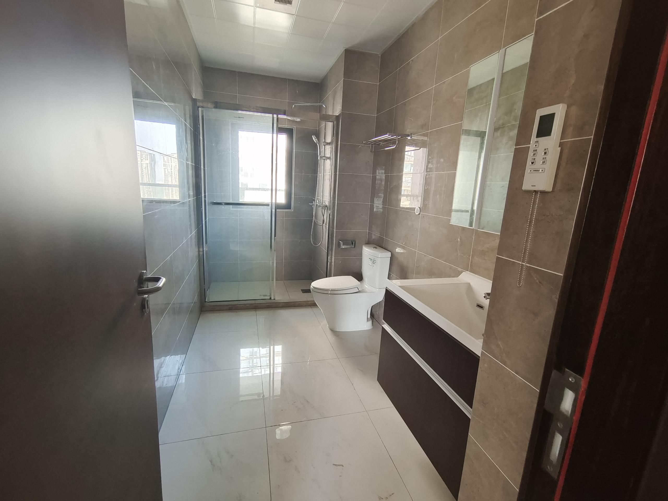 南通和风雅颂 4室2厅2卫 234.26m&sup2;