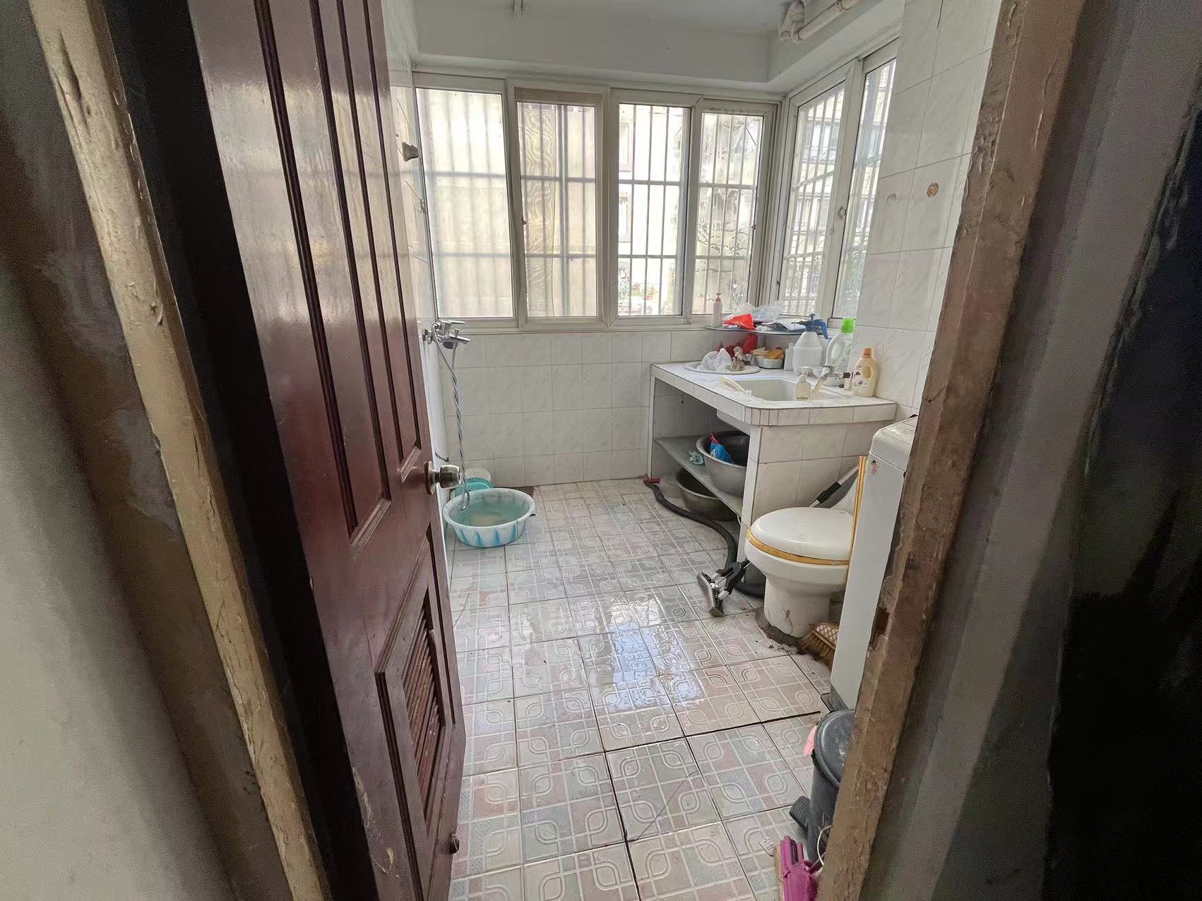 城南绿苑 3室2厅1卫 127.92m&sup2;