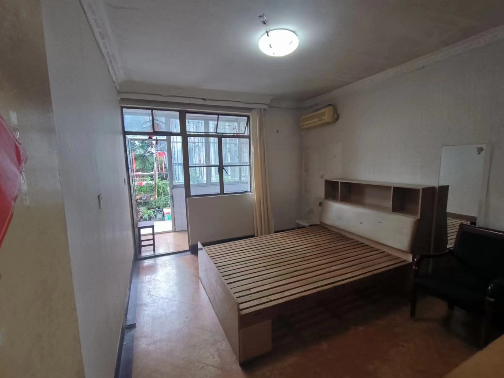 虹桥南村 1室1厅1卫 45m&sup2;