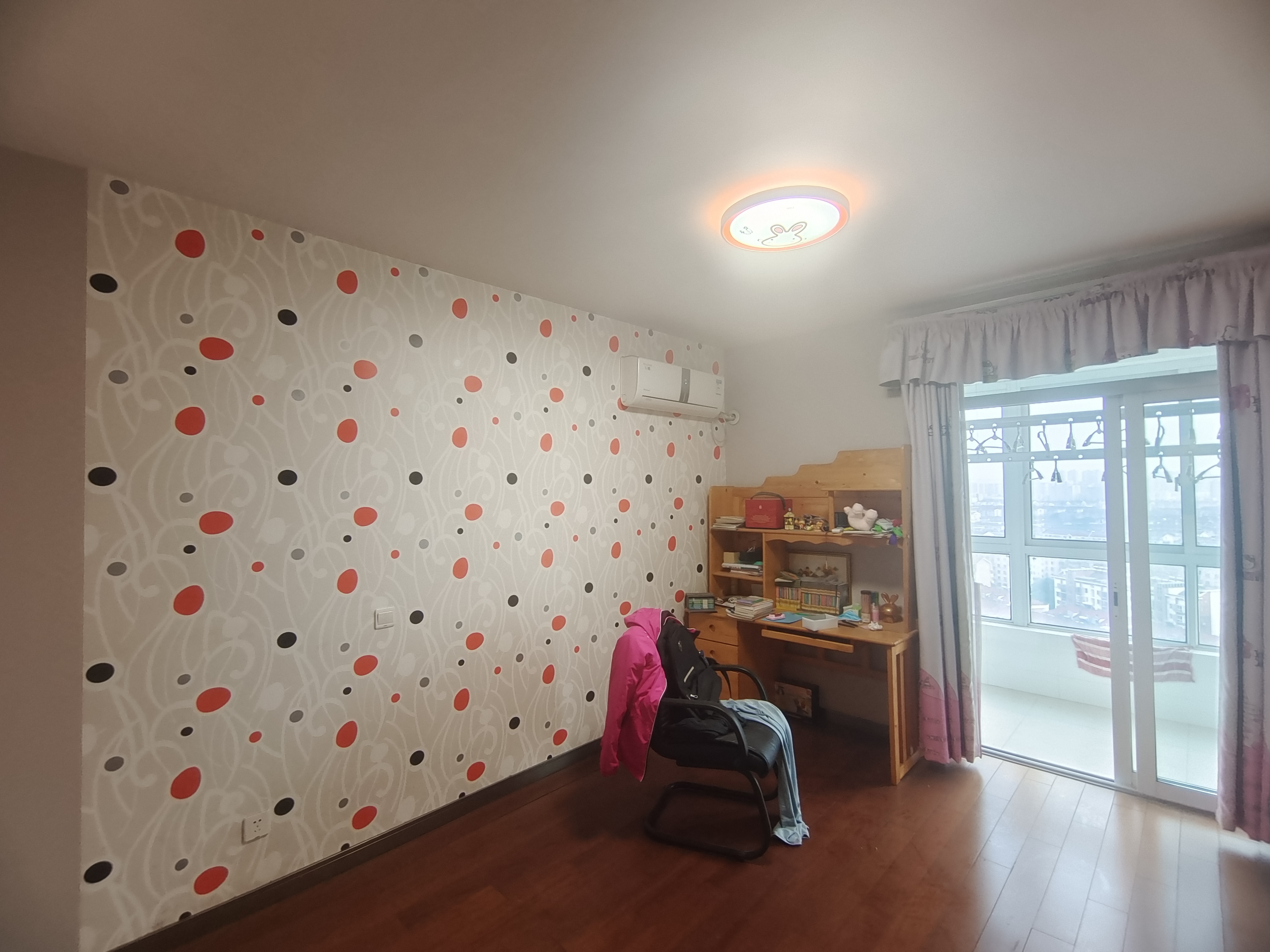 玖珑城 4室2厅2卫 240m&sup2;