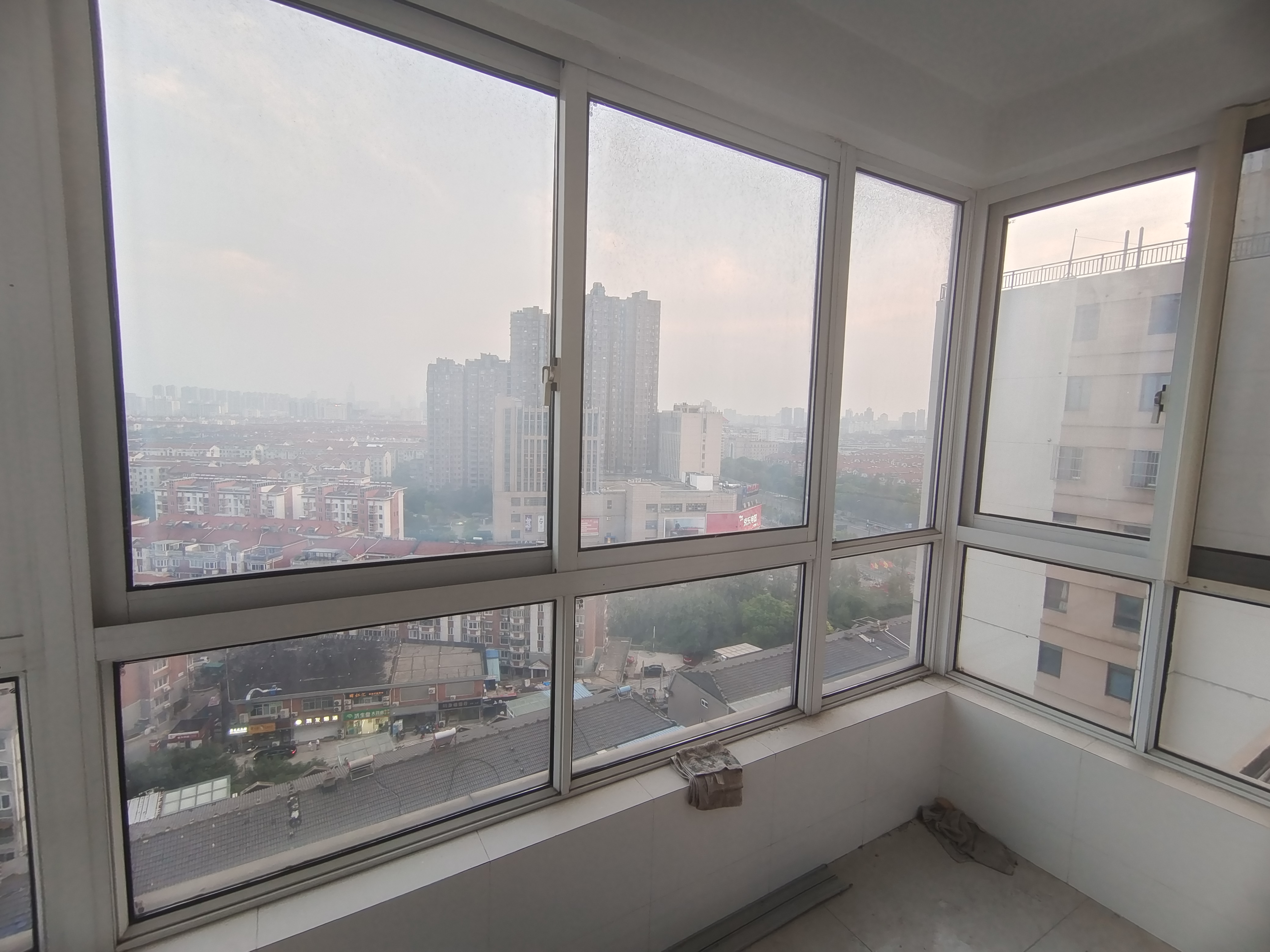 玖珑城 4室2厅2卫 240m&sup2;