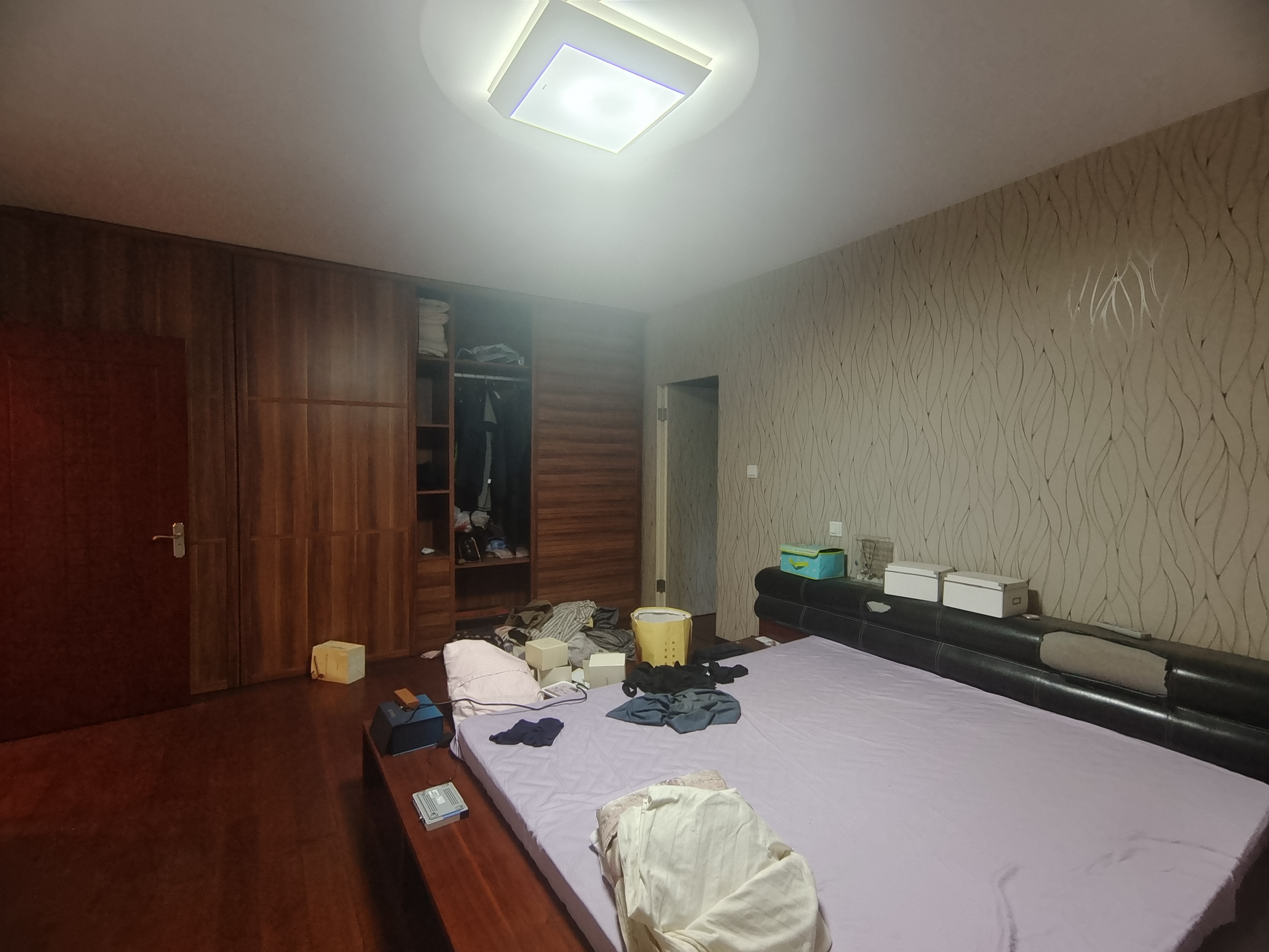 玖珑城 4室2厅2卫 240m&sup2;