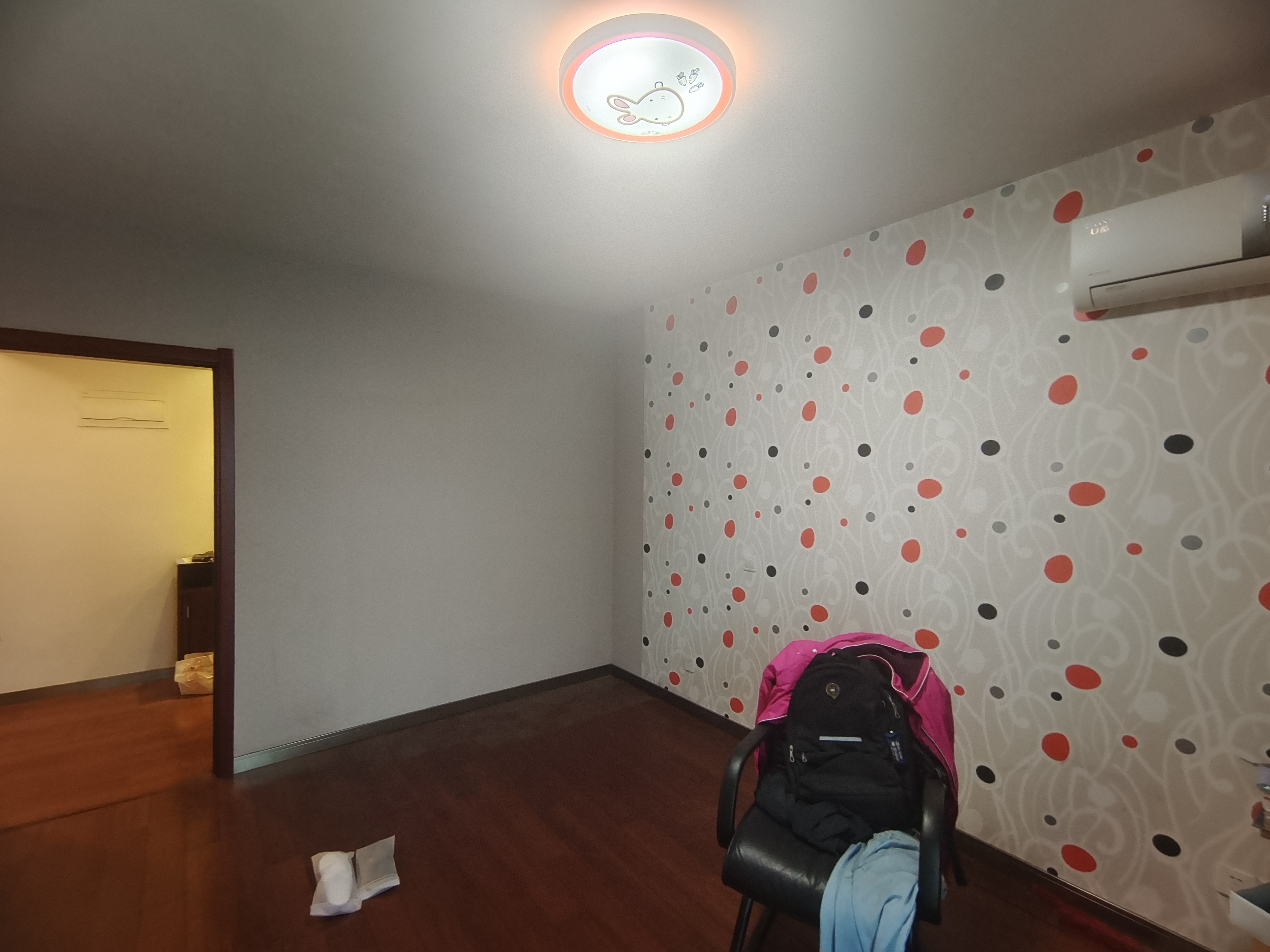 玖珑城 4室2厅2卫 240m&sup2;
