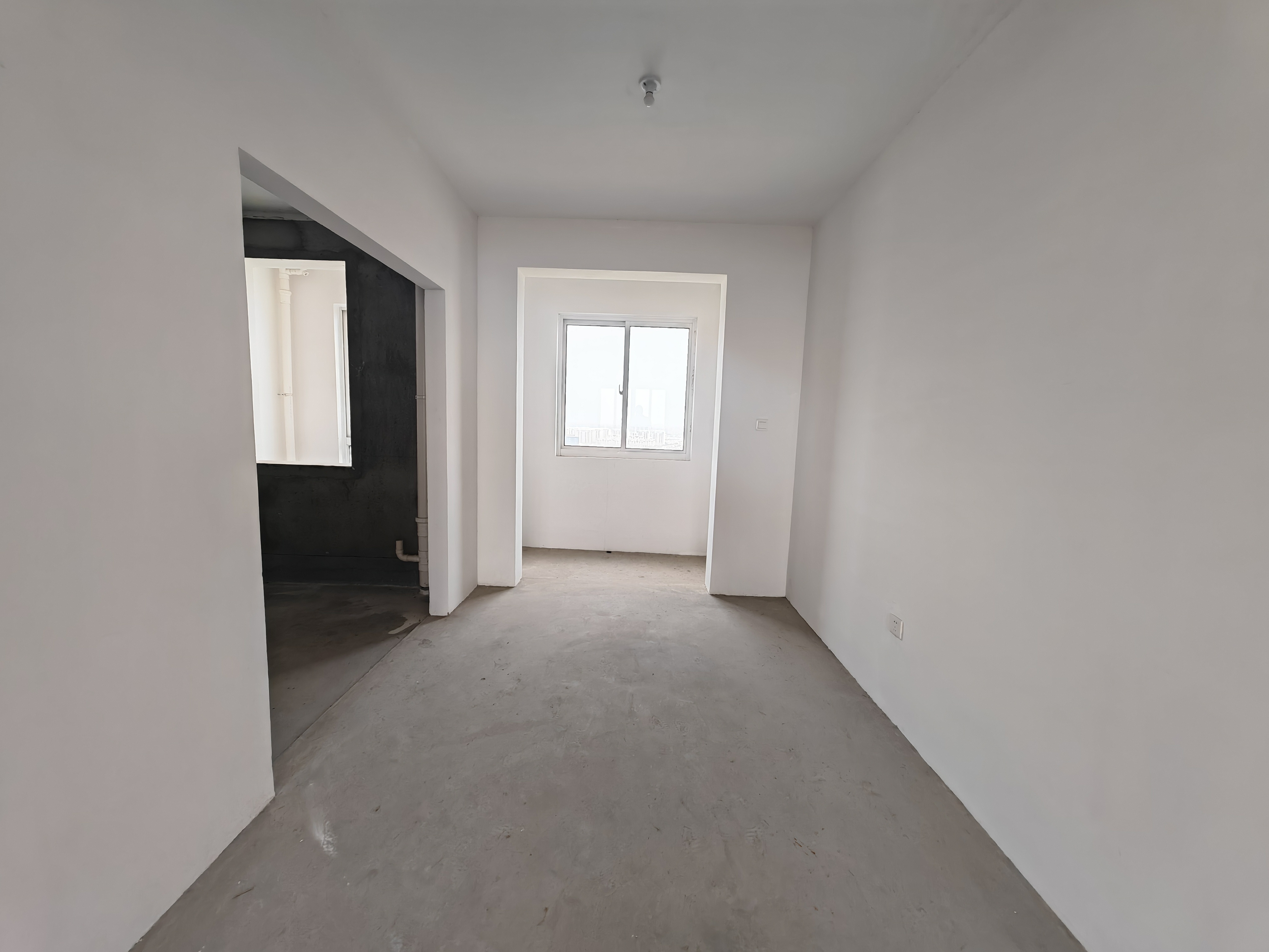 湖滨华庭 4室2厅2卫 143m&sup2;