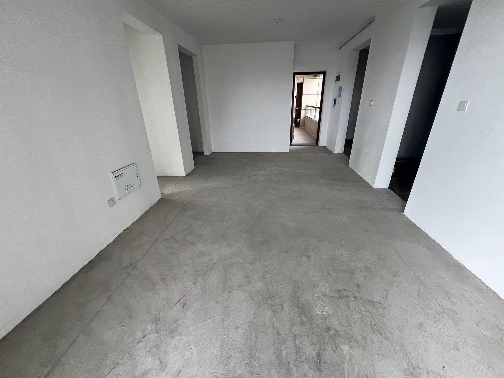 皇家花园北区 3室2厅1卫 119m&sup2;