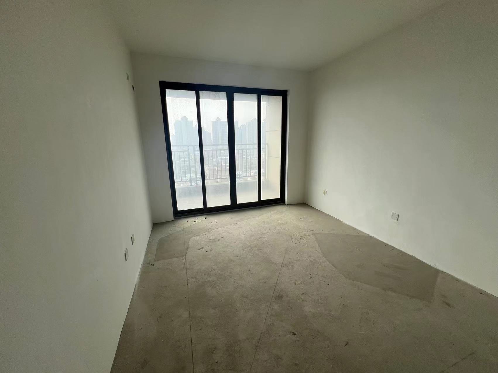 皇家花园北区 3室2厅1卫 119m&sup2;