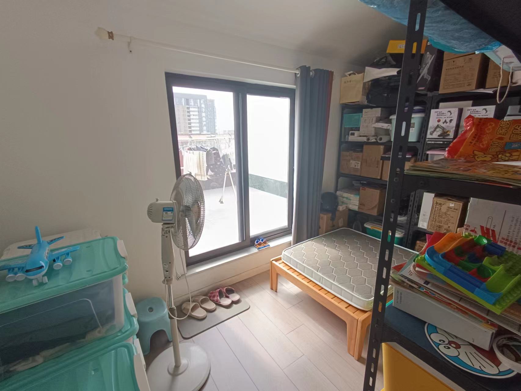 海港新村 4室2厅2卫 85.59m&sup2;