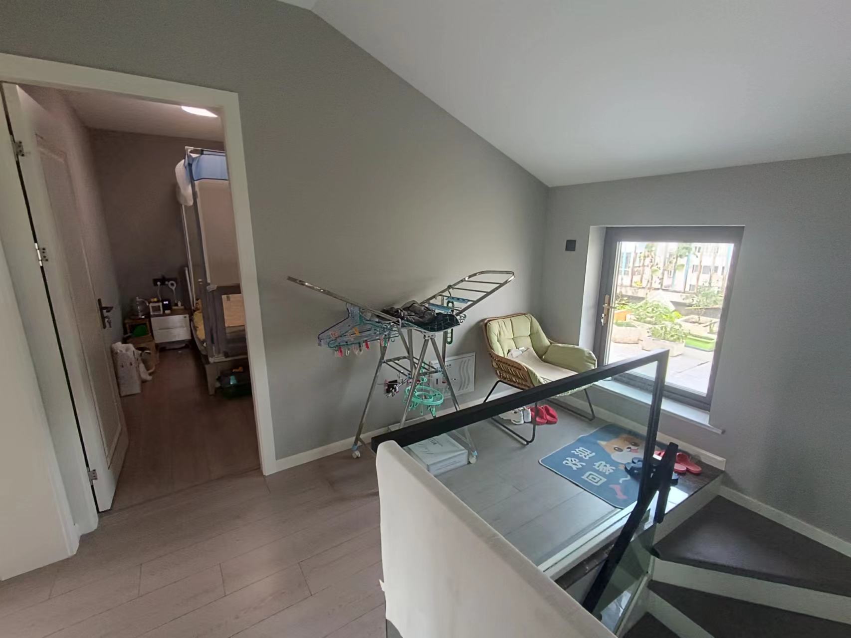 海港新村 4室2厅2卫 85.59m²