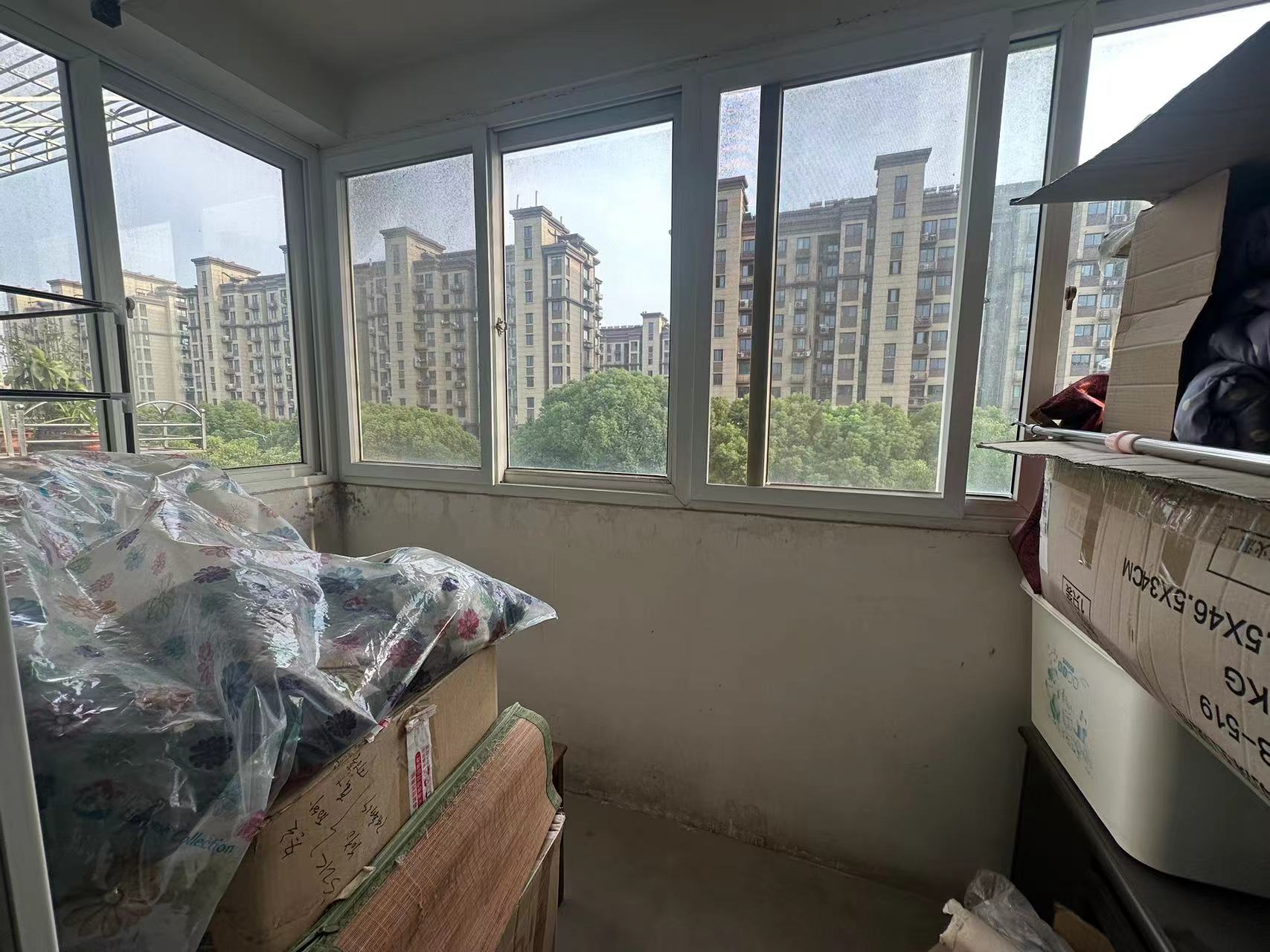金辉花园 2室1厅1卫 66m&sup2;