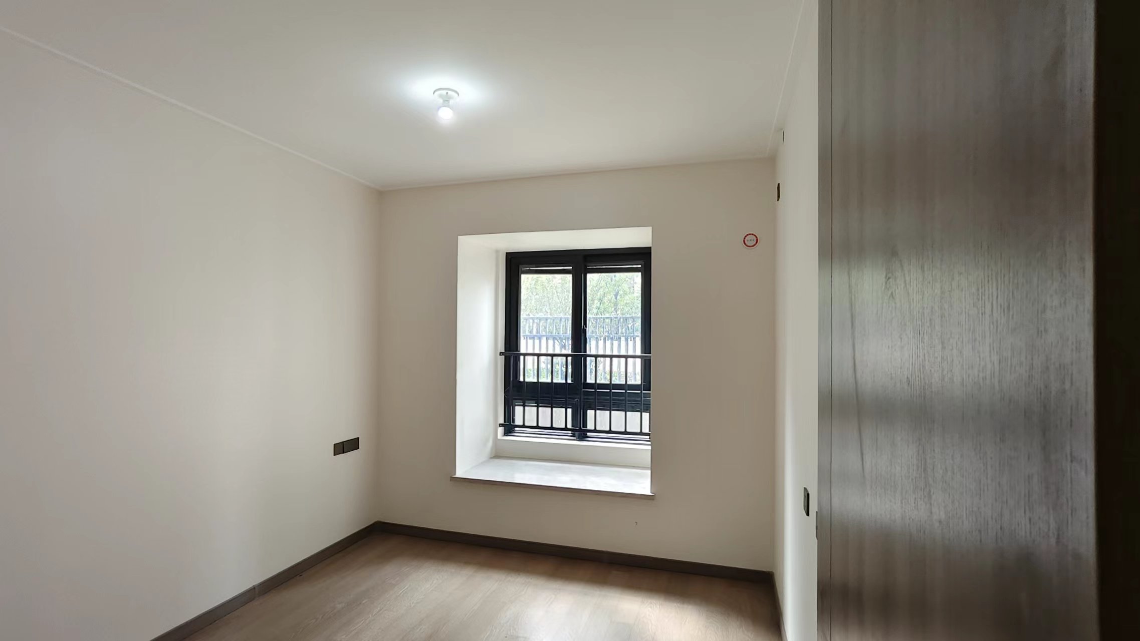 万科翡翠公园 3室1厅2卫 124.32m&sup2;