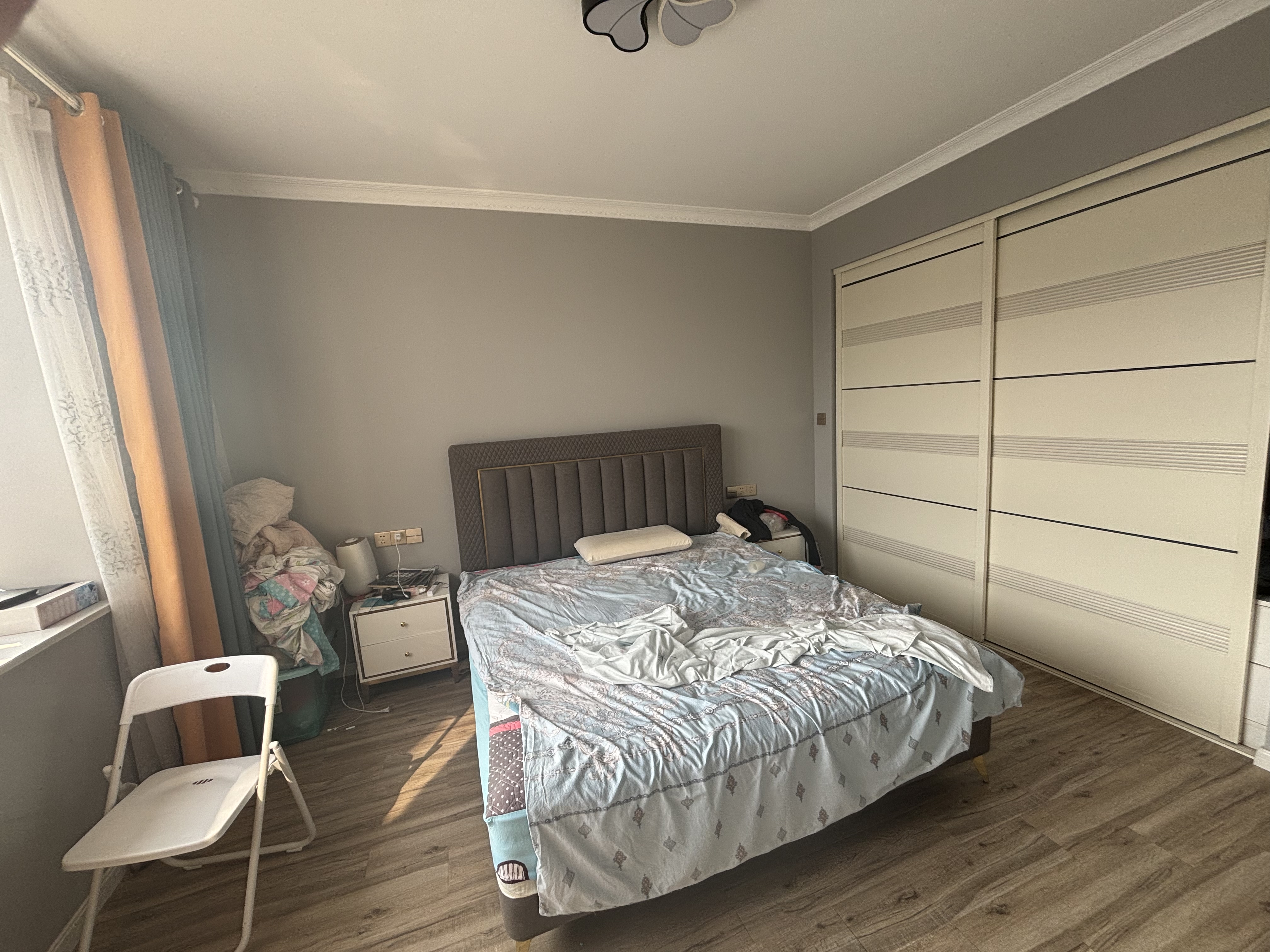 金通家园 3室2厅2卫 142.37m²