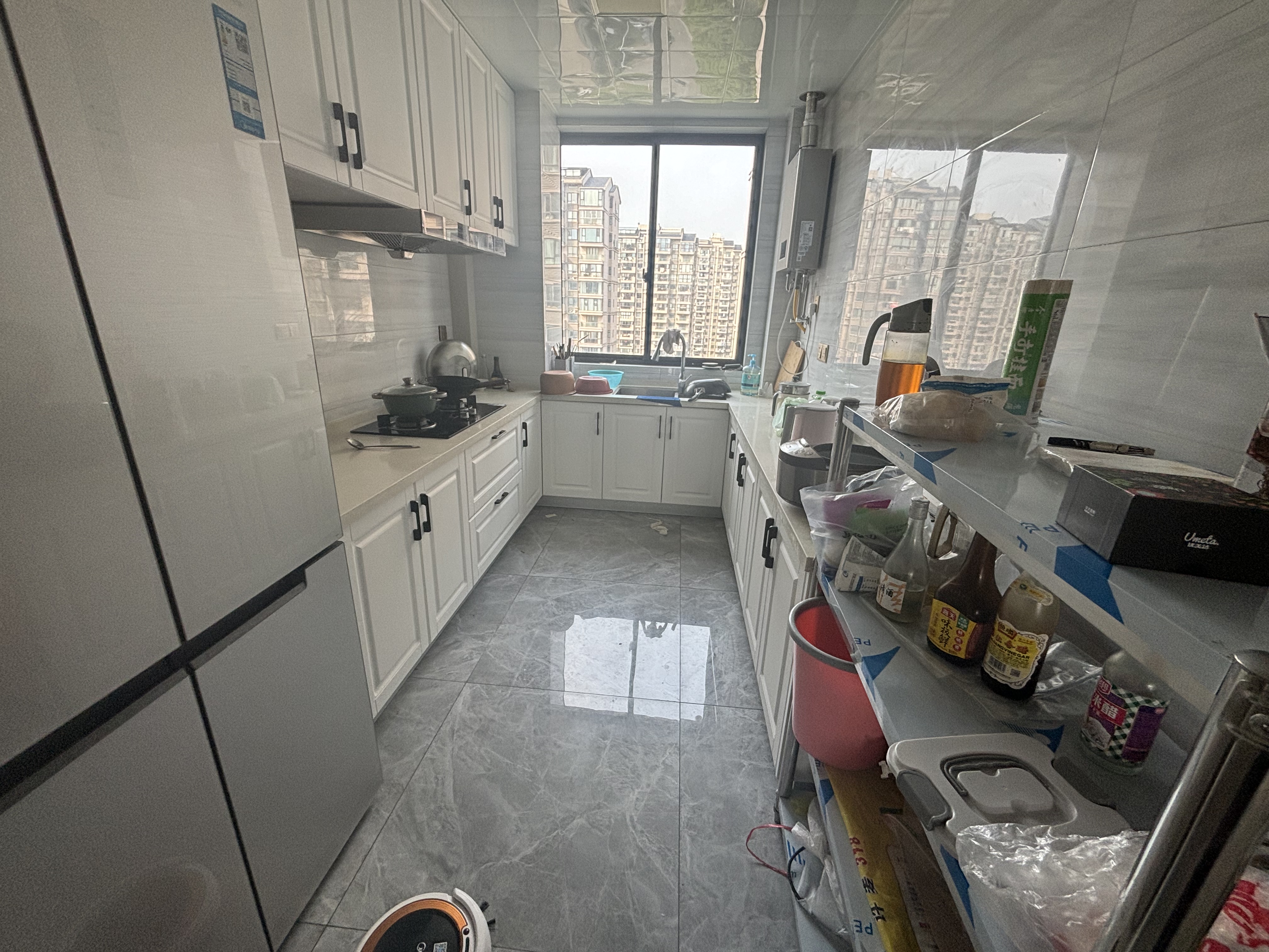 金通家园 3室2厅2卫 142.37m²